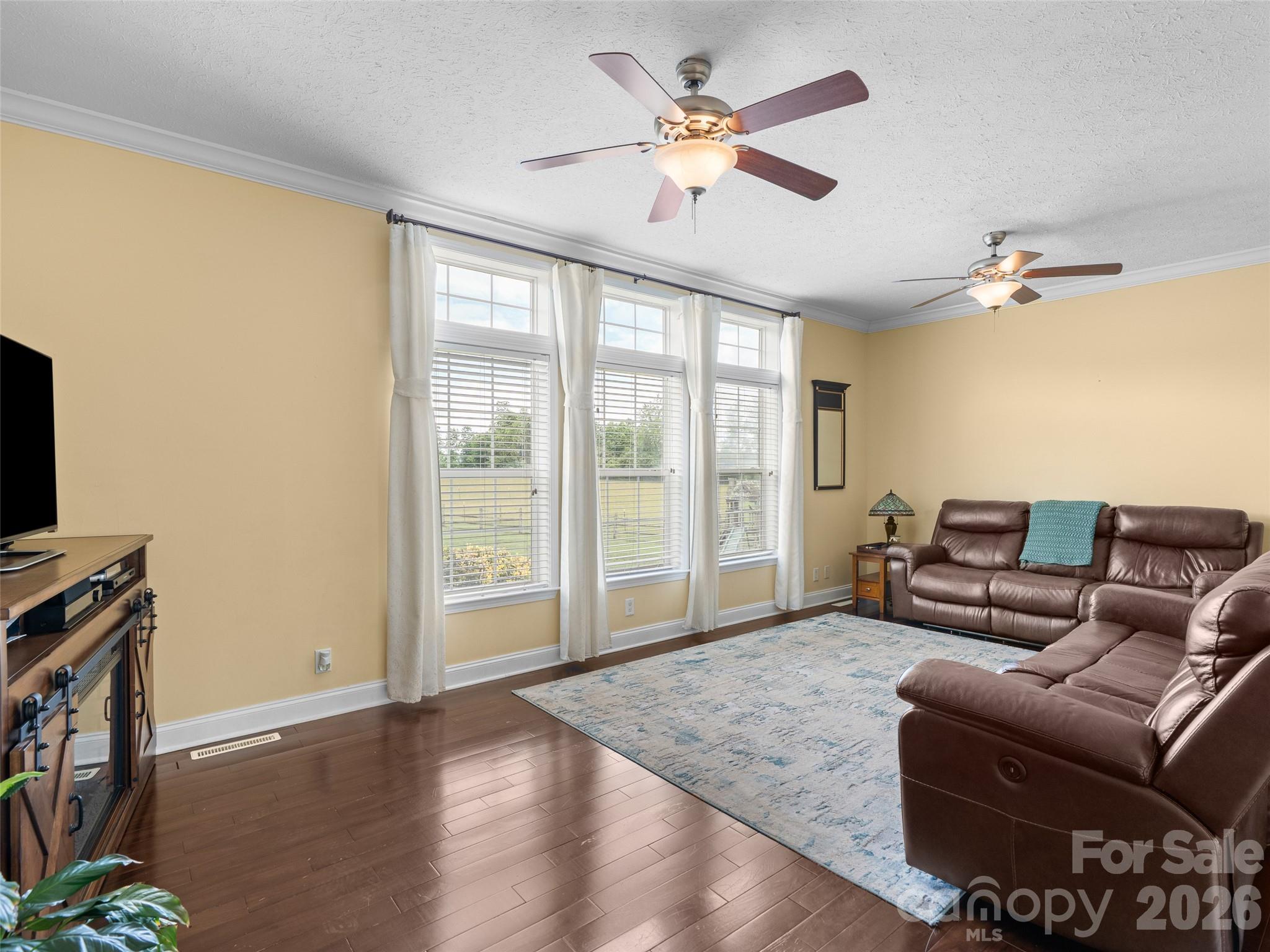 300 Welch Drive — Alexander