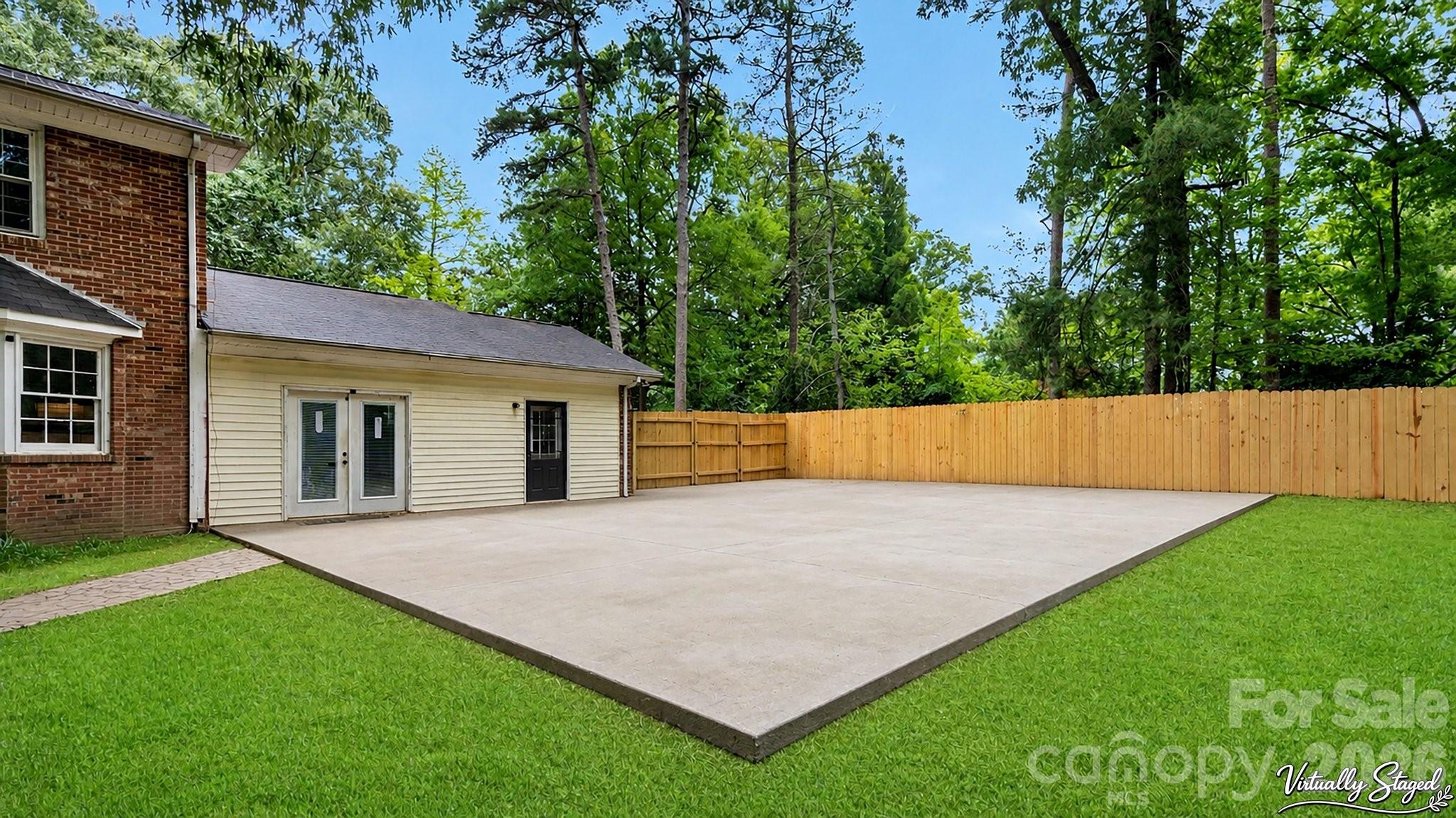 2106 Arden Drive — Monroe