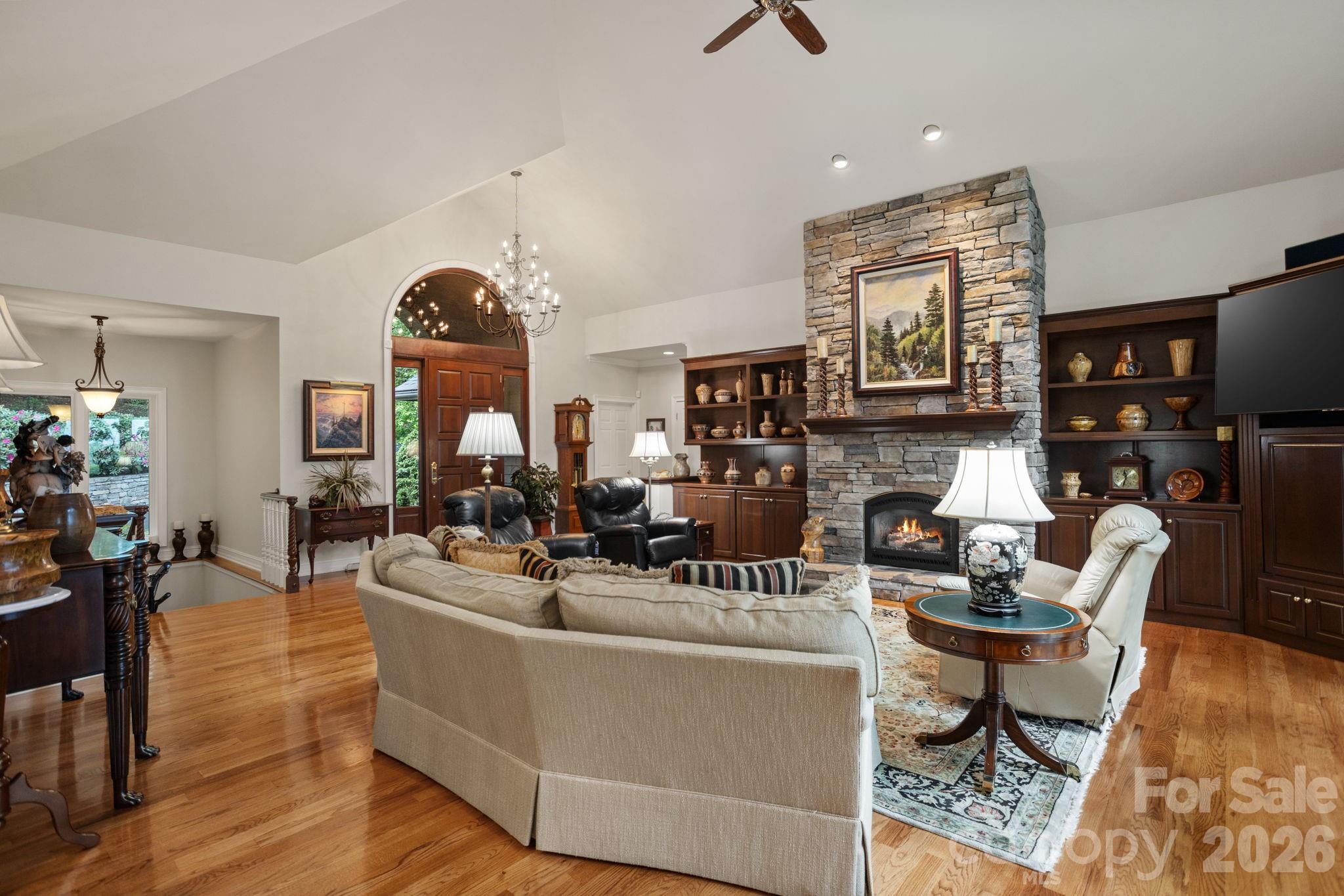 209 Pineholt Lane — Flat Rock