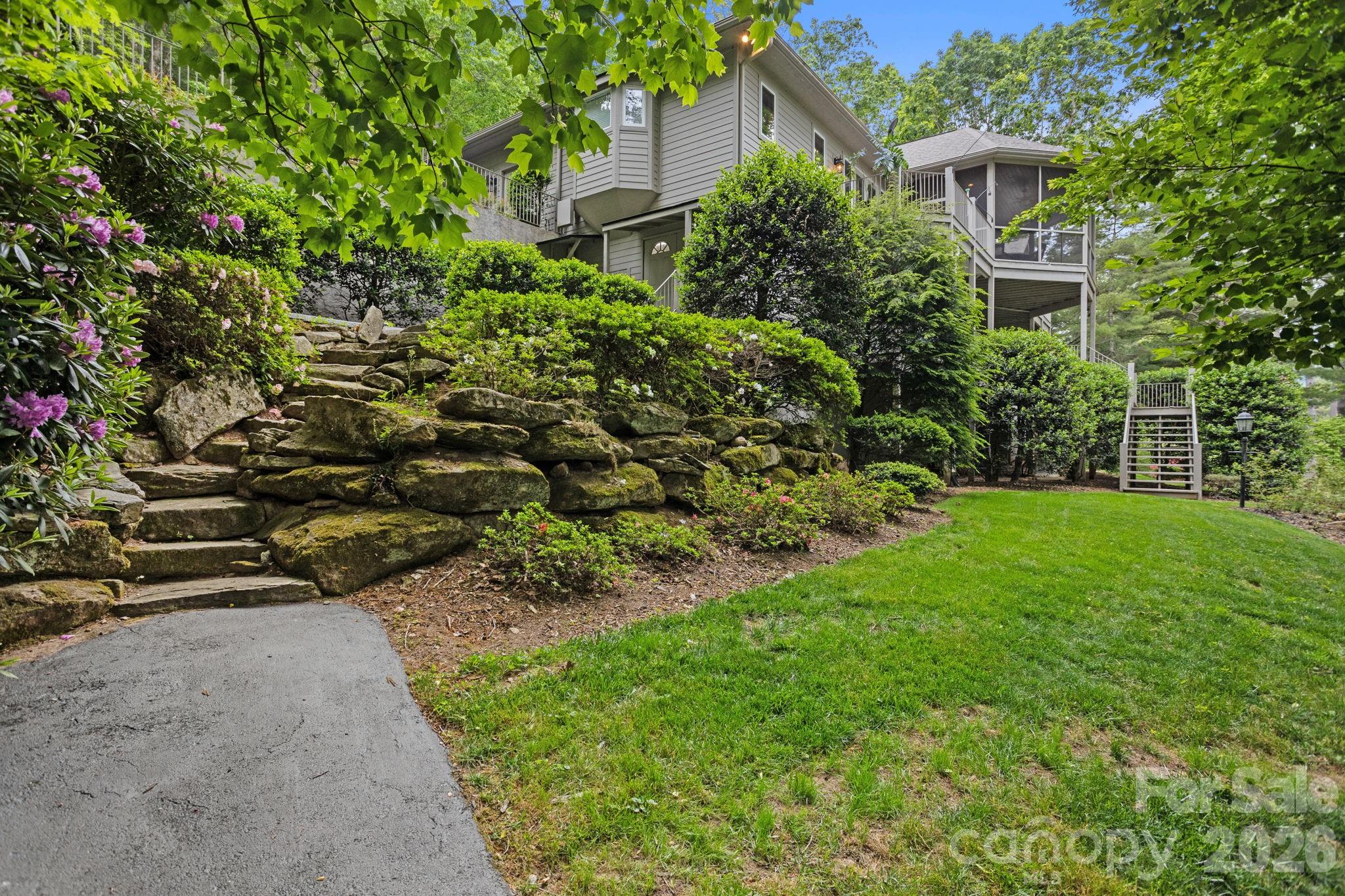209 Pineholt Lane — Flat Rock