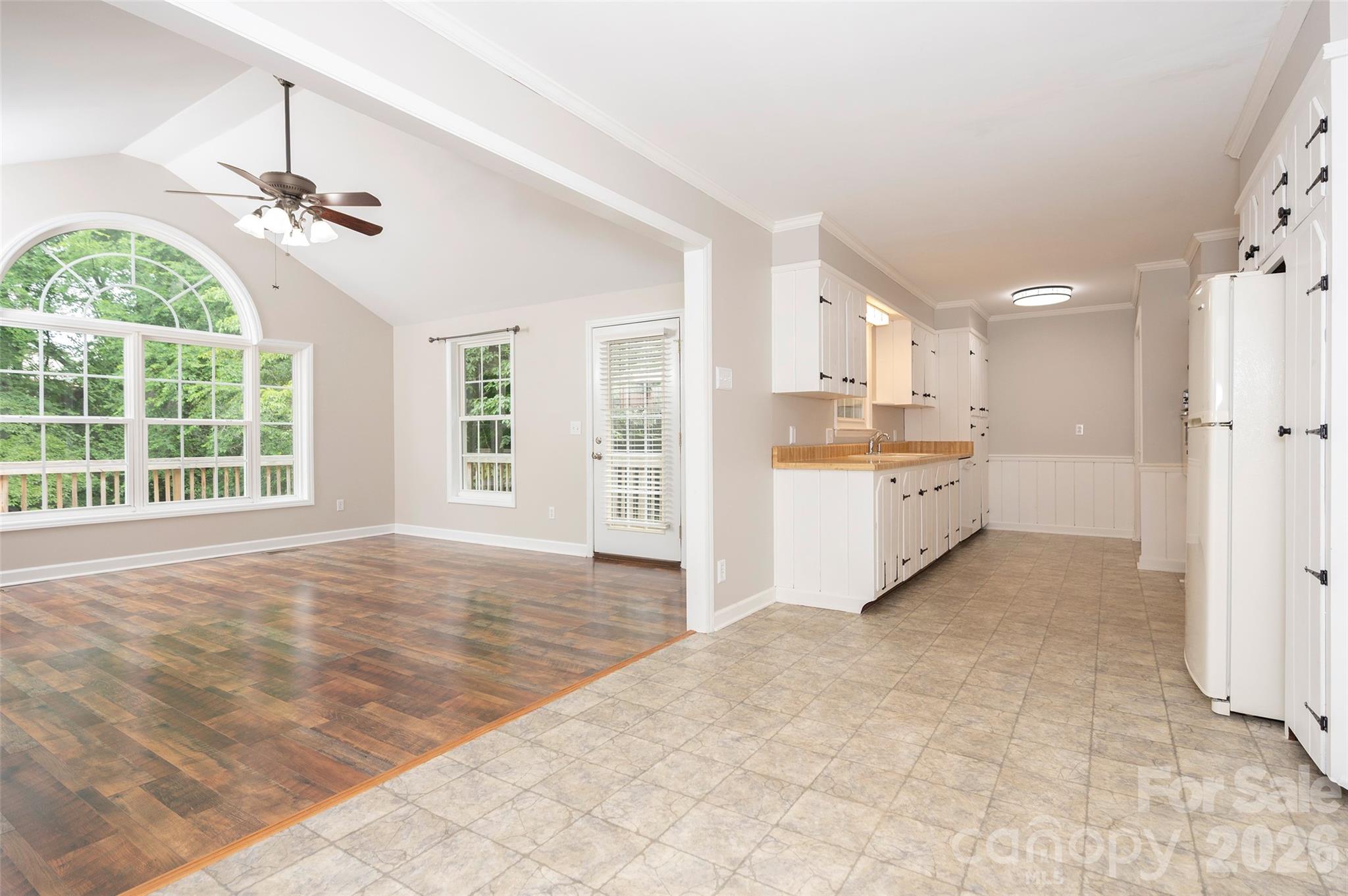 6175 La Crosse Court — Clemmons