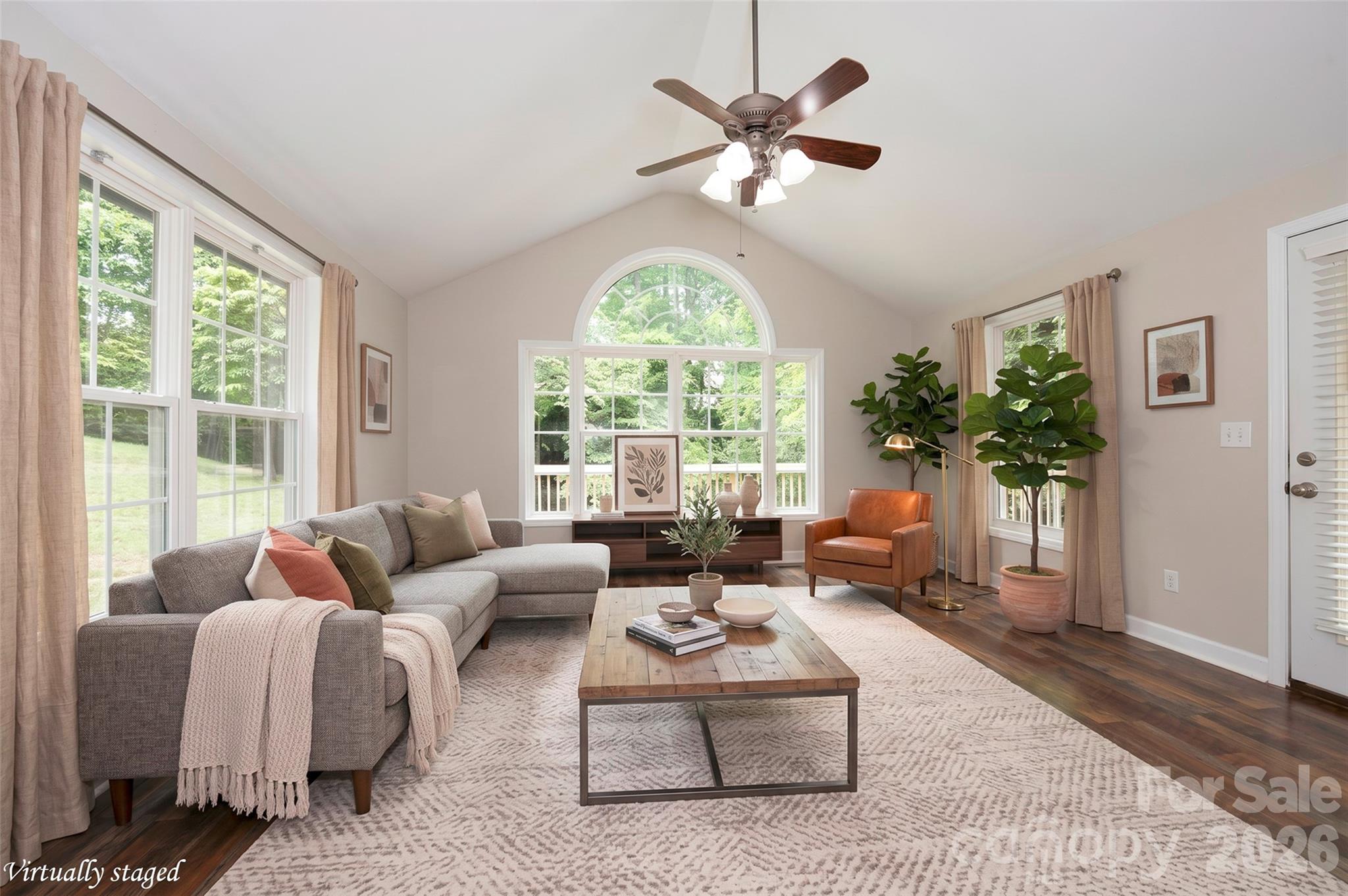 6175 La Crosse Court — Clemmons