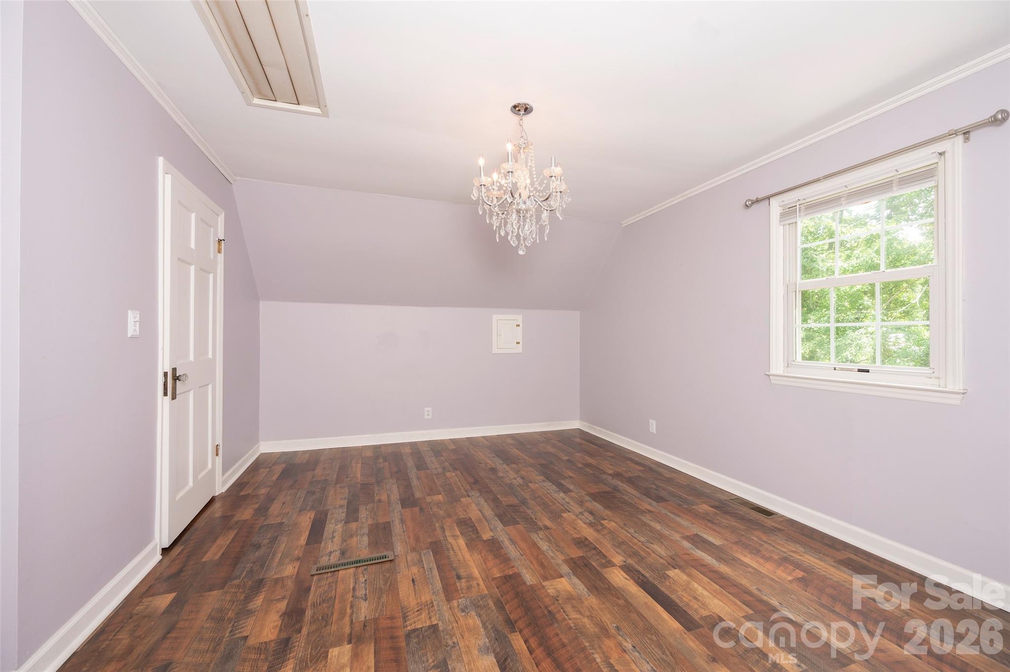 6175 La Crosse Court — Clemmons