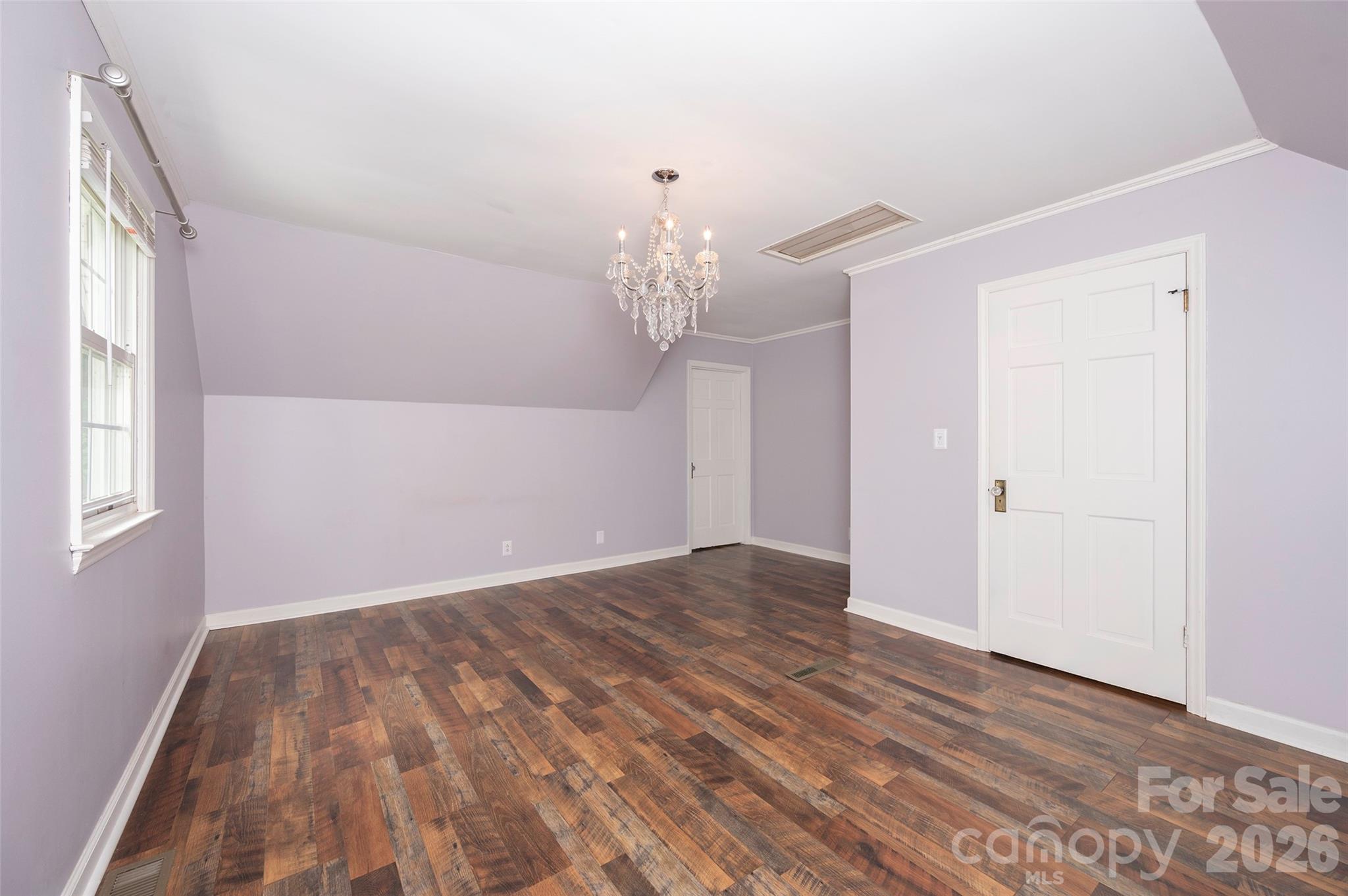 6175 La Crosse Court — Clemmons