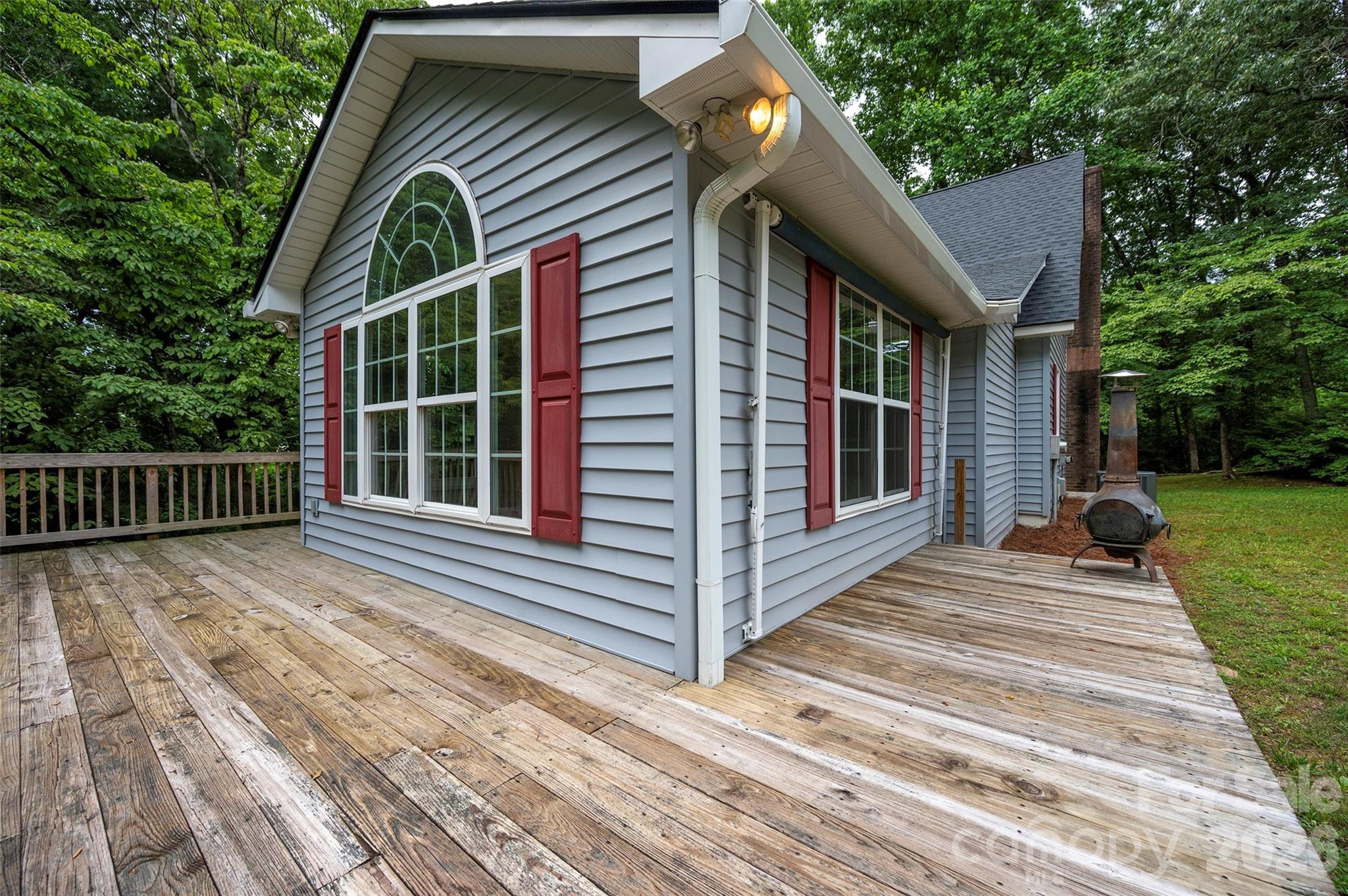 6175 La Crosse Court — Clemmons