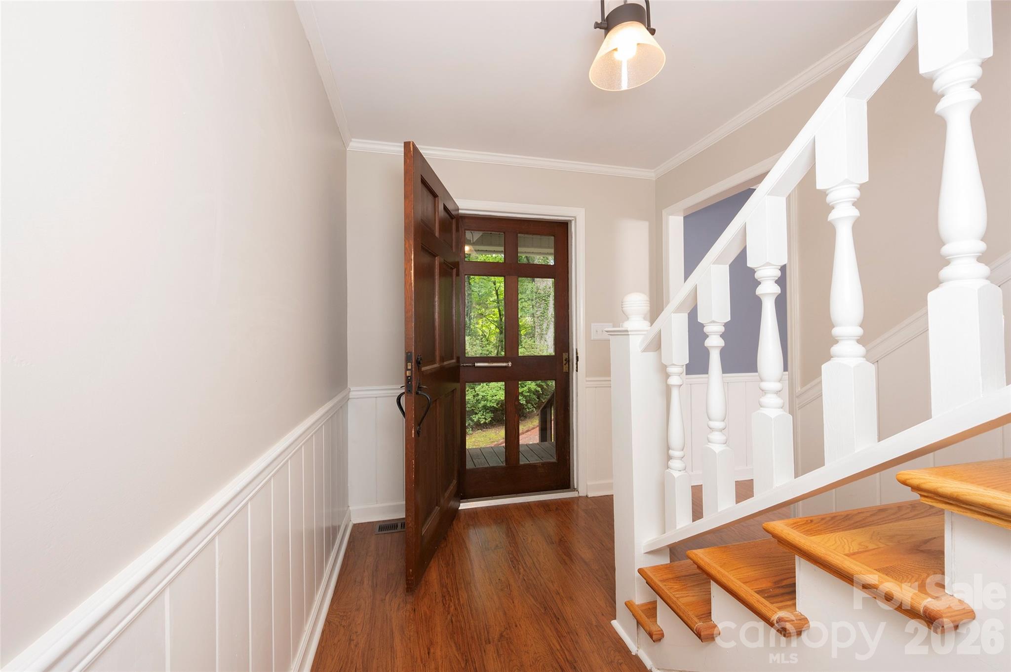6175 La Crosse Court — Clemmons