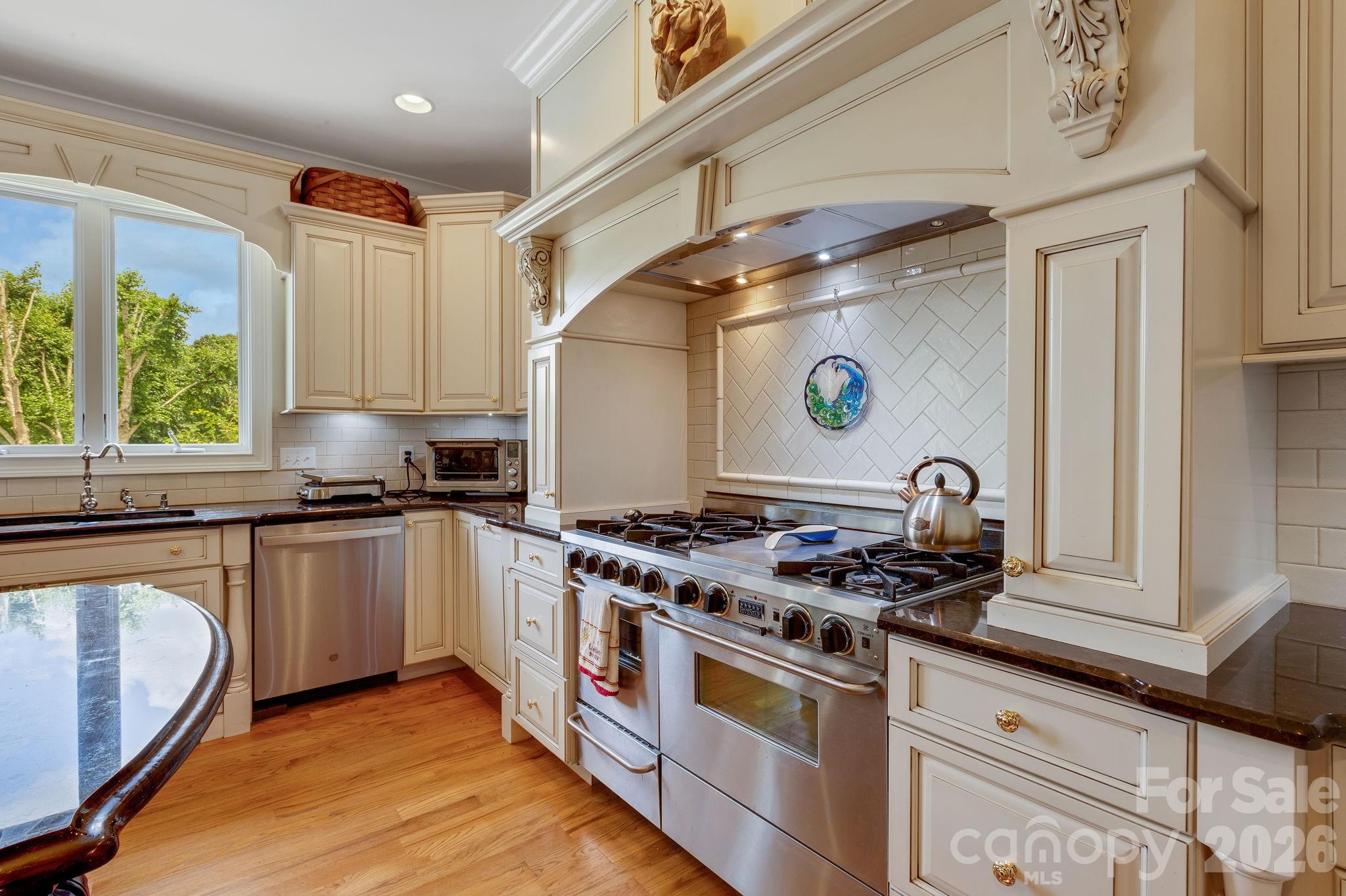 340 Harrison Road — Roebuck
