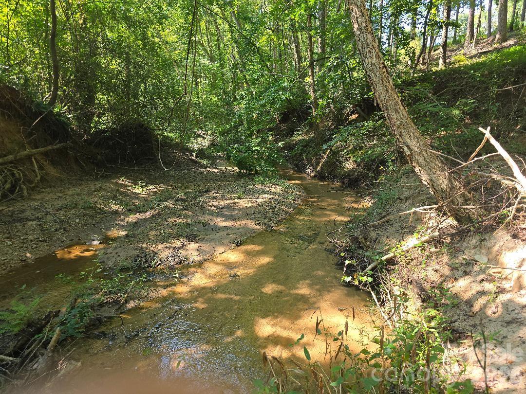 340 Harrison Road — Roebuck