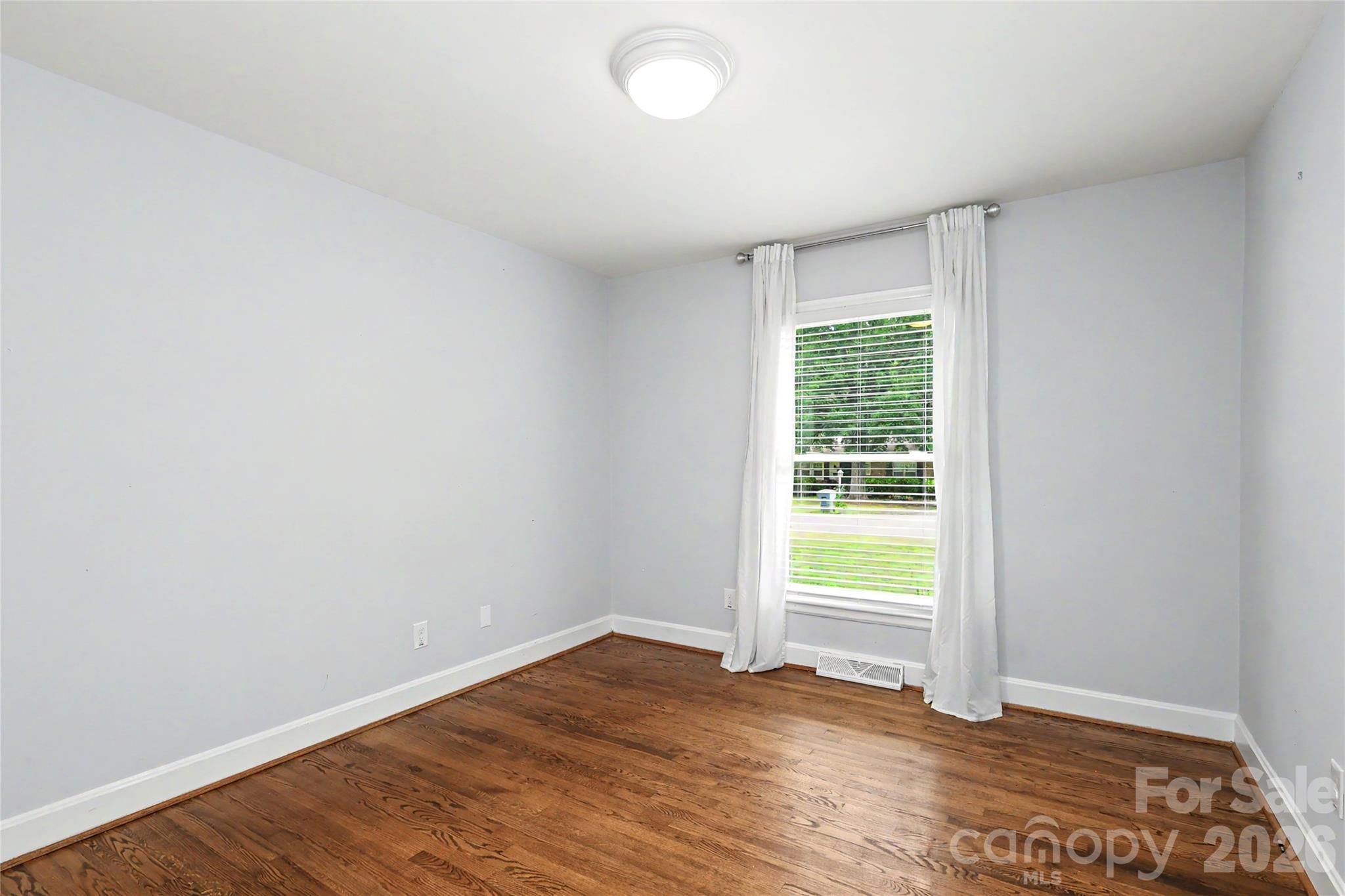 3723 Litchfield Road — Charlotte