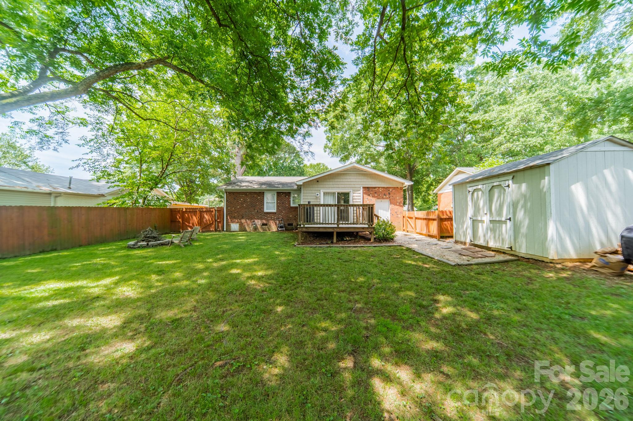 3723 Litchfield Road — Charlotte
