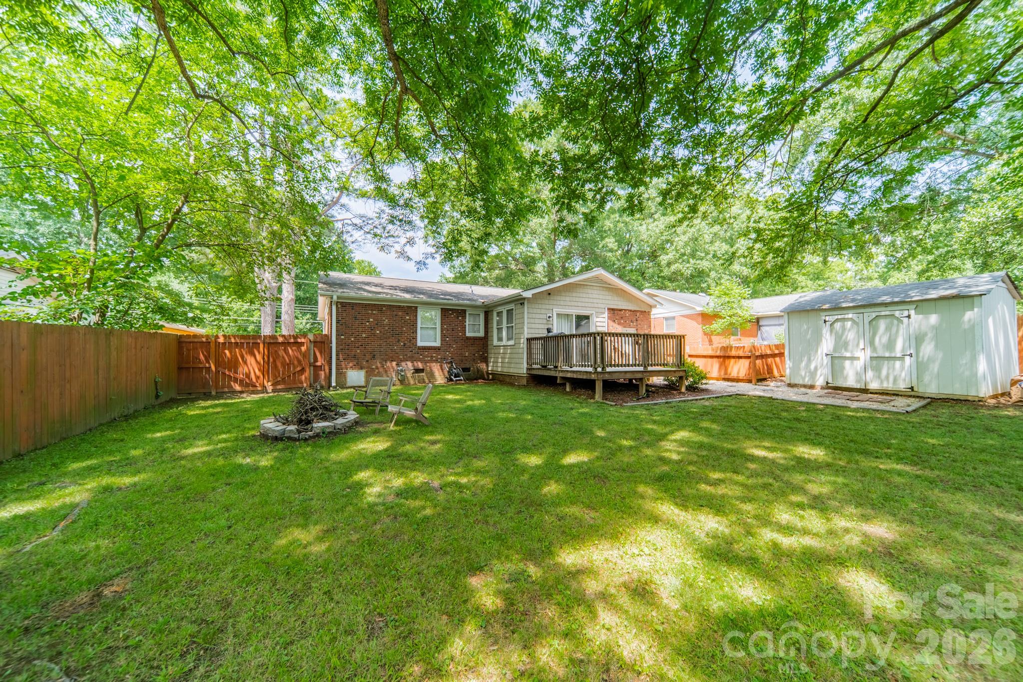 3723 Litchfield Road — Charlotte