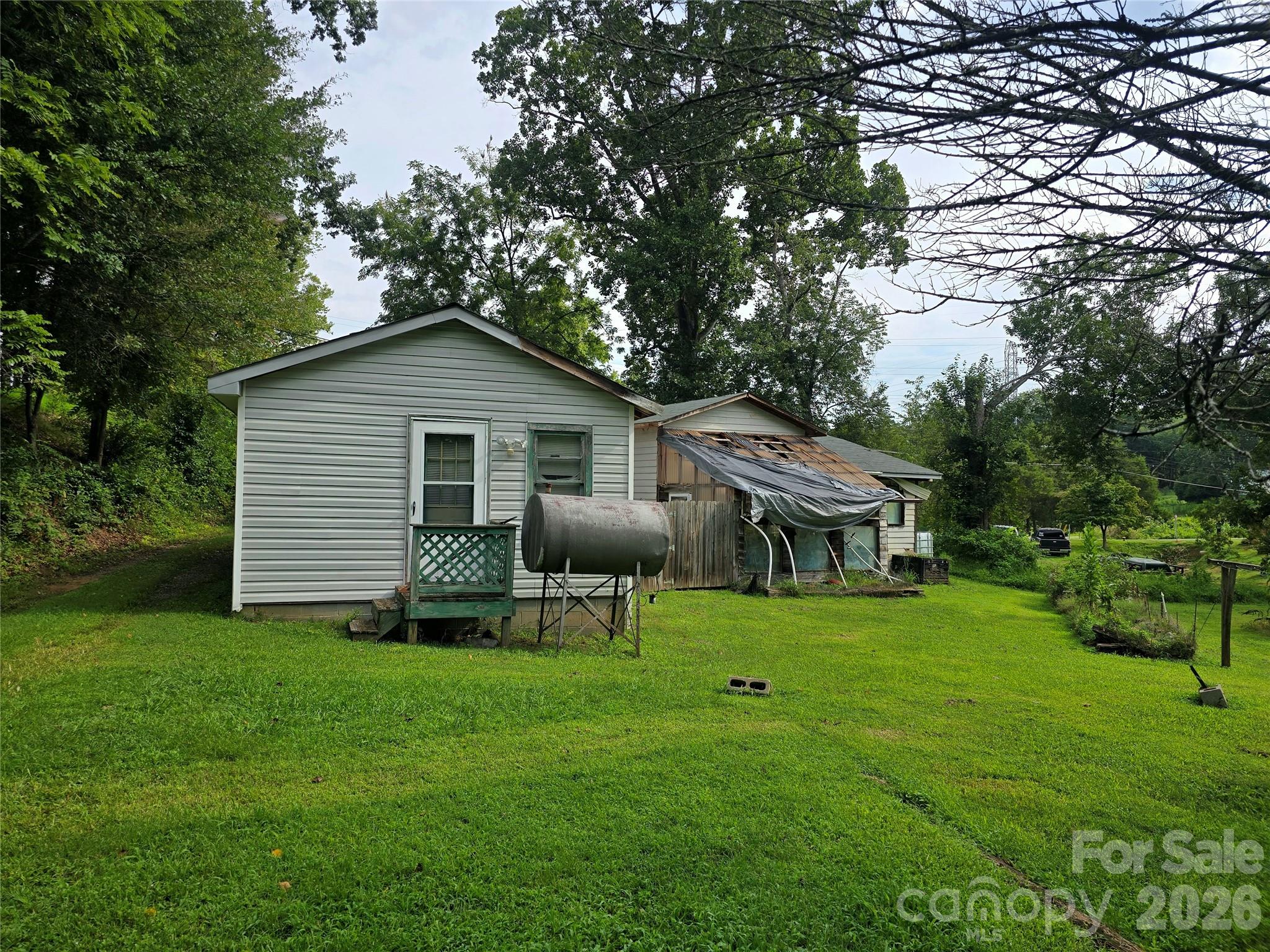 9110 Wilson Road — Hildebran