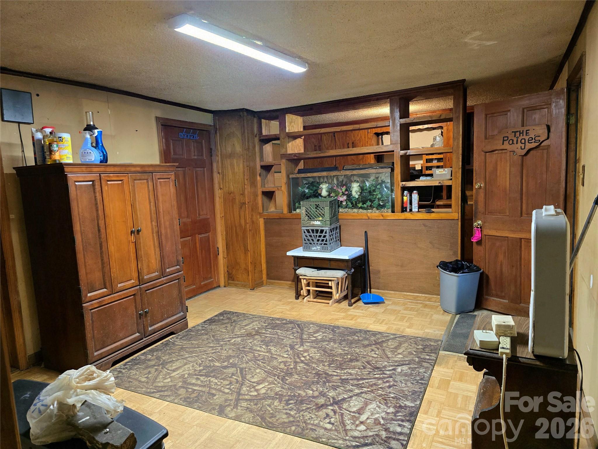 9110 Wilson Road — Hildebran