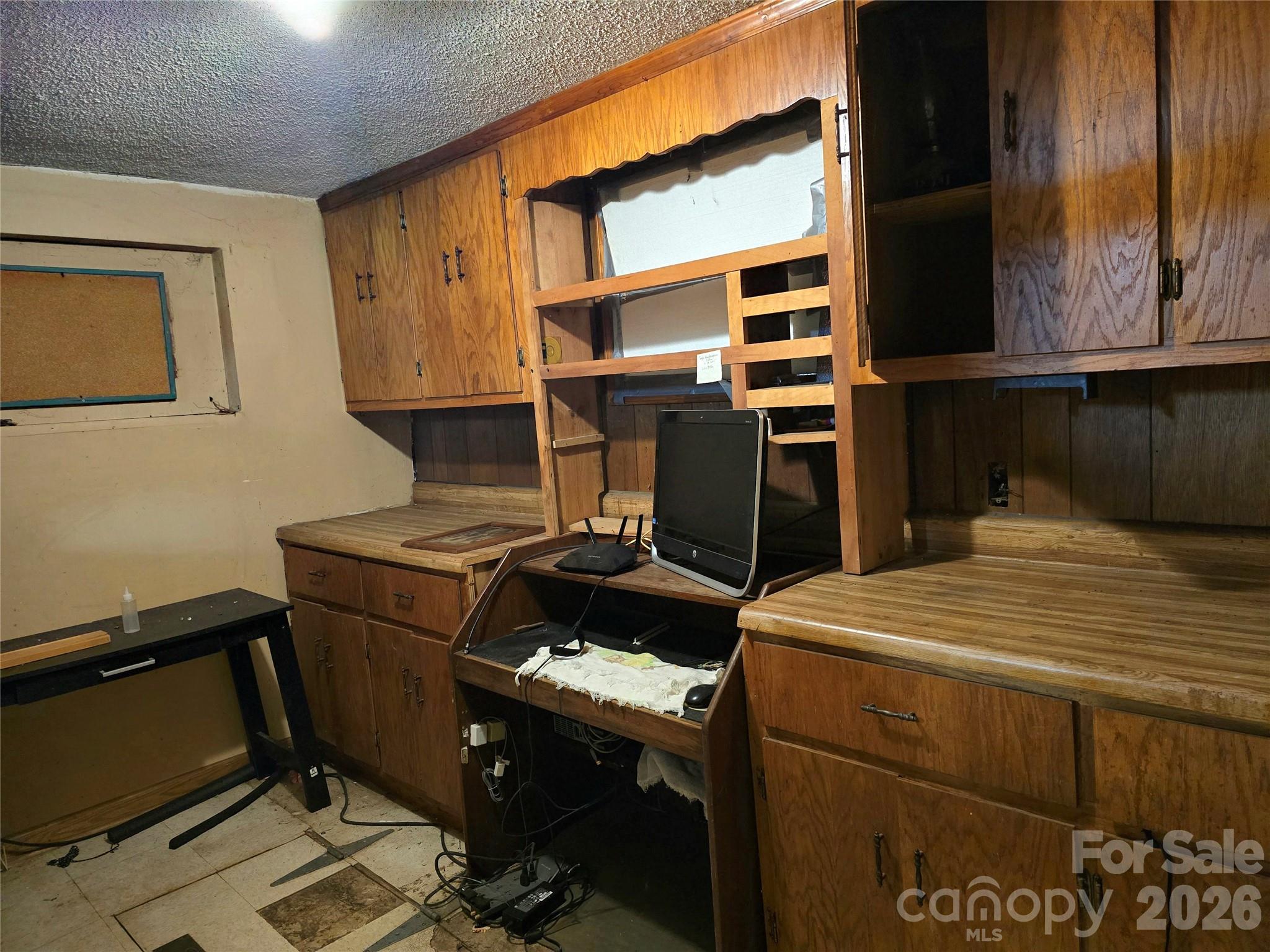 9110 Wilson Road — Hildebran