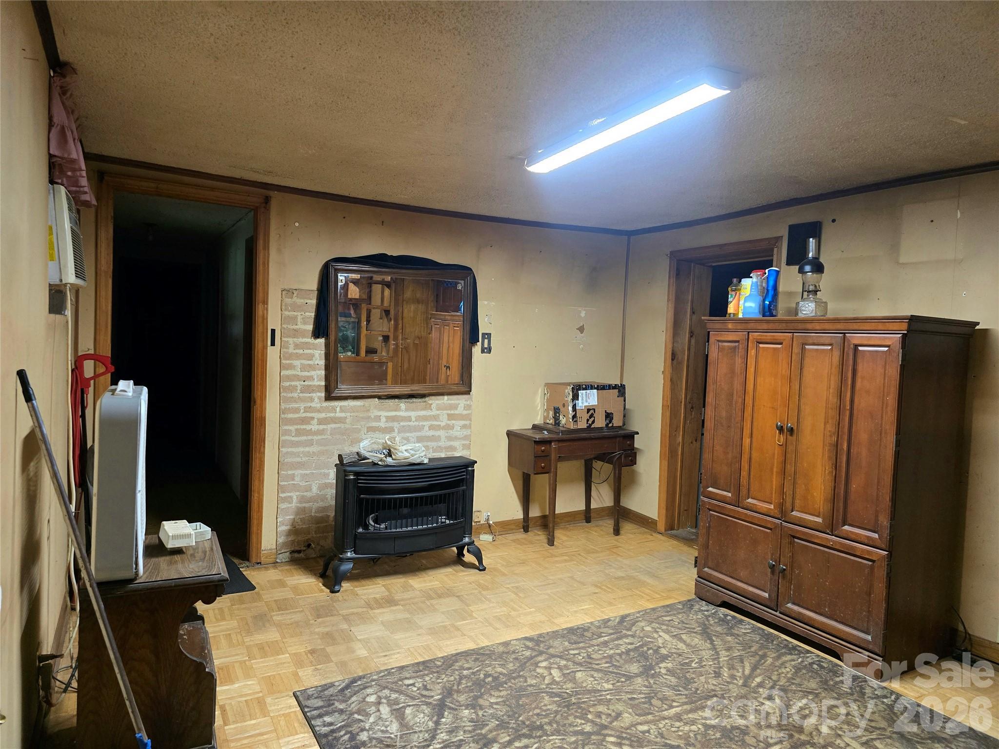9110 Wilson Road — Hildebran