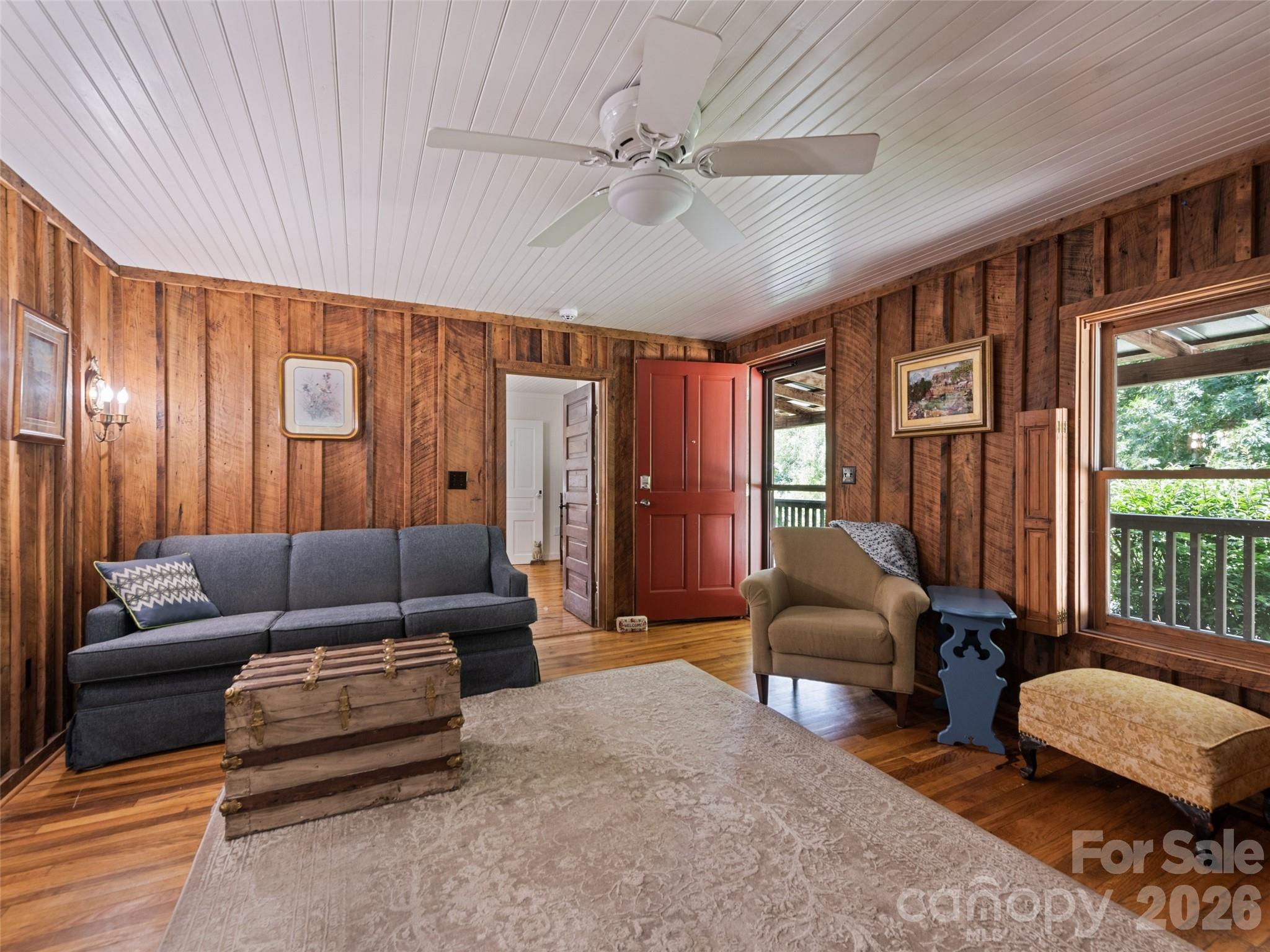 404 Red Bank Road — Waynesville