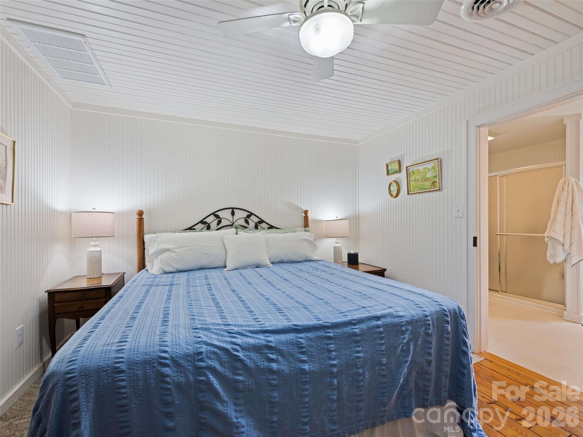 404 Red Bank Road — Waynesville