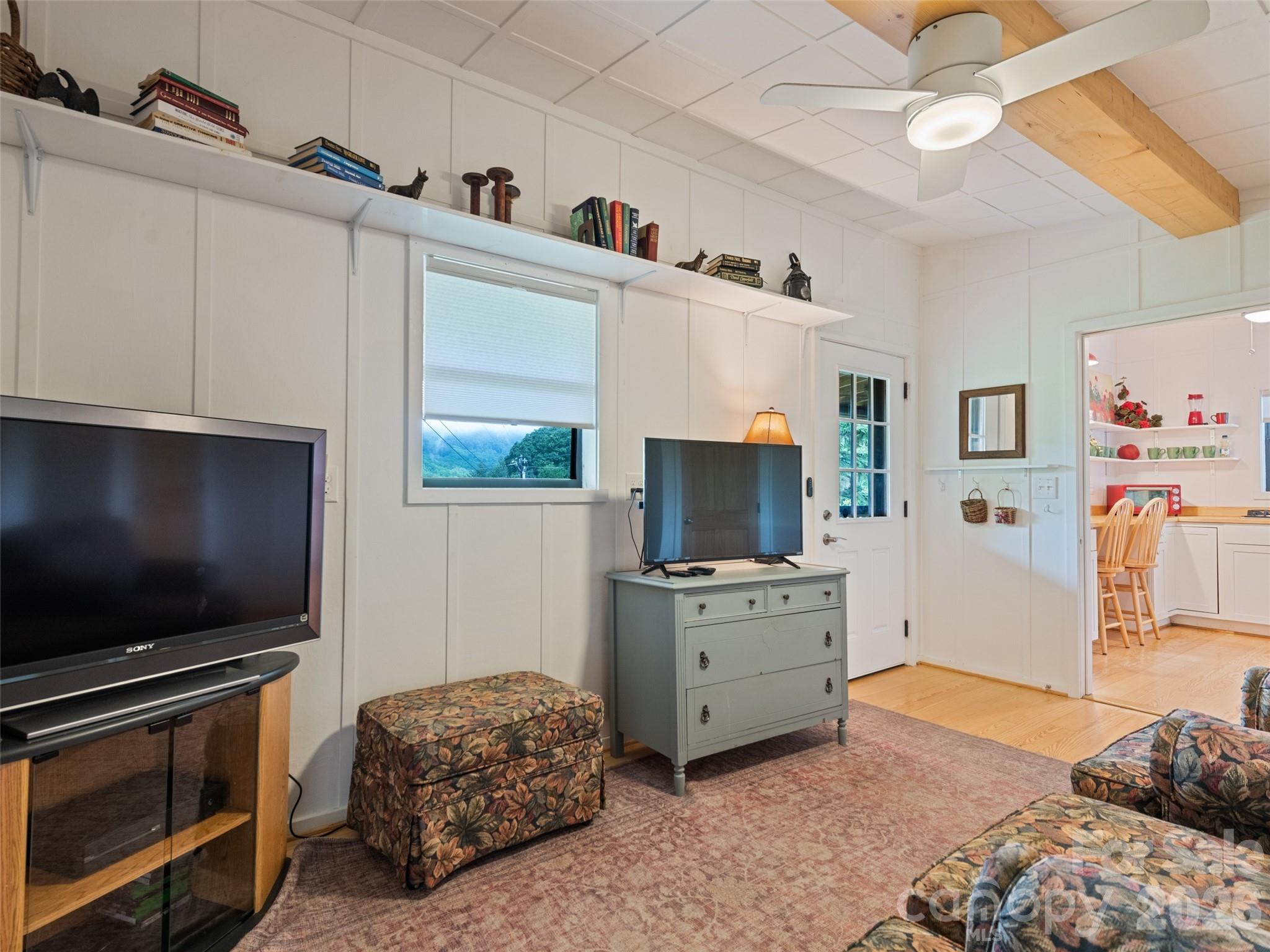 404 Red Bank Road — Waynesville