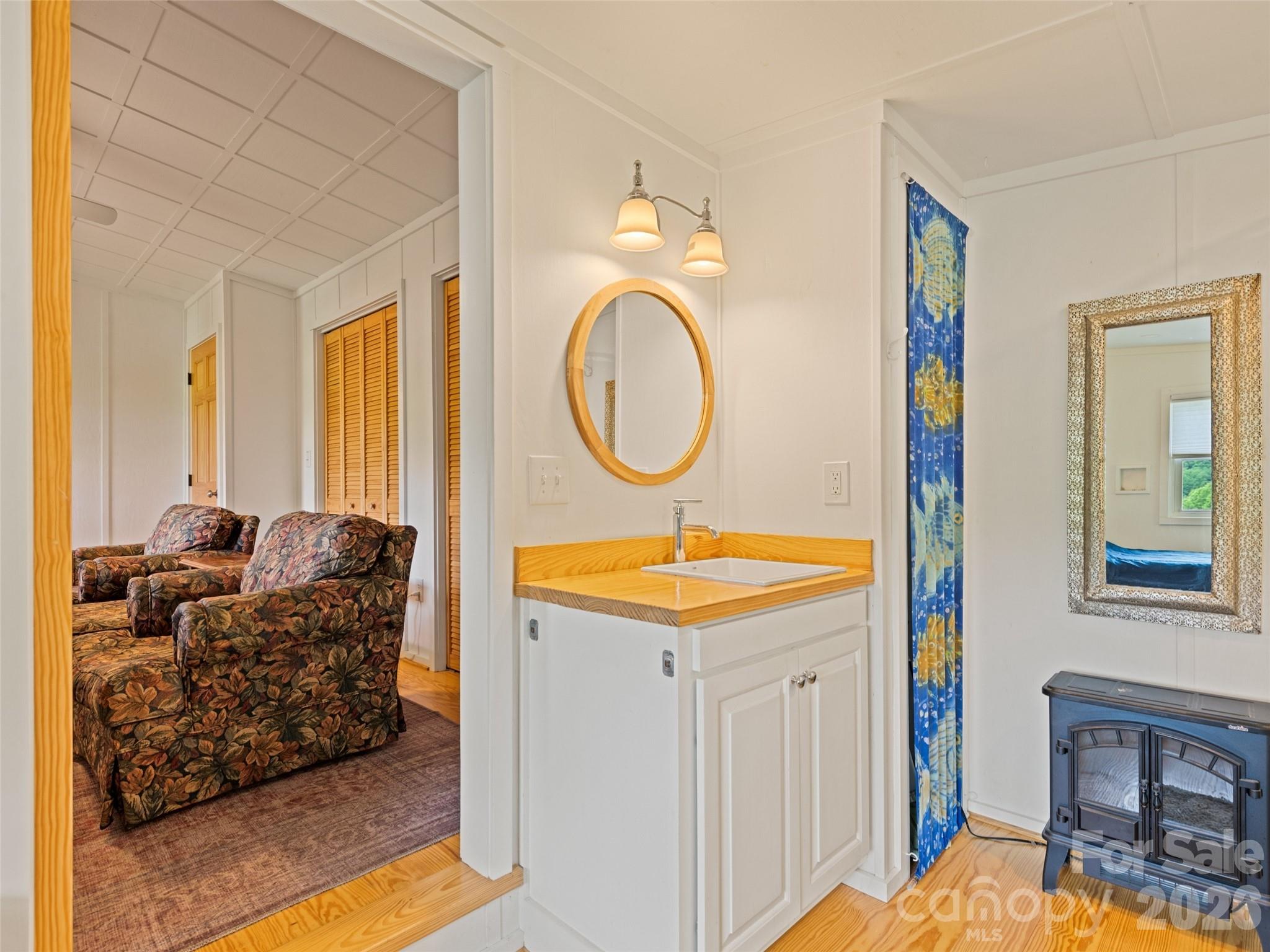 404 Red Bank Road — Waynesville
