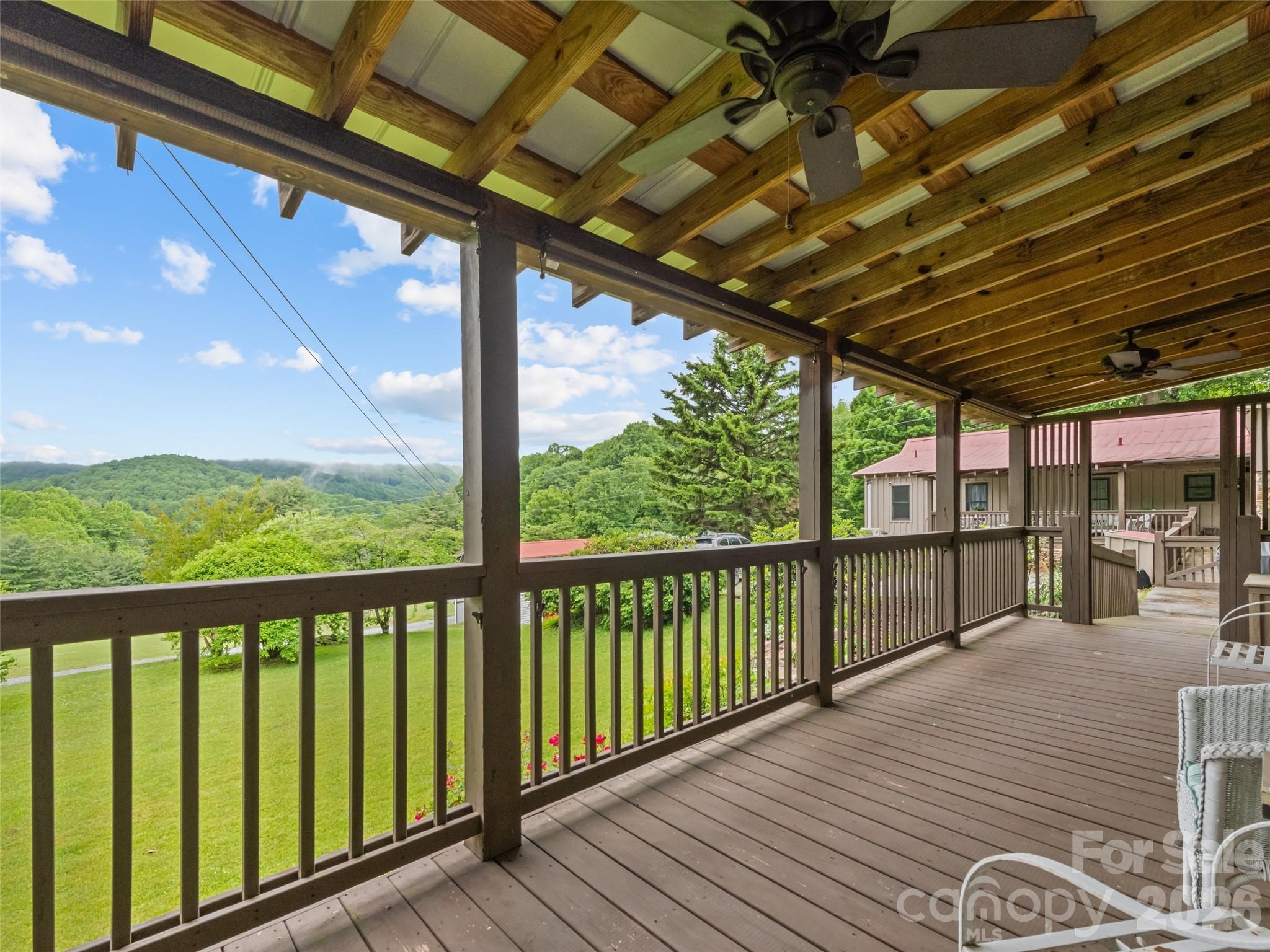 404 Red Bank Road — Waynesville