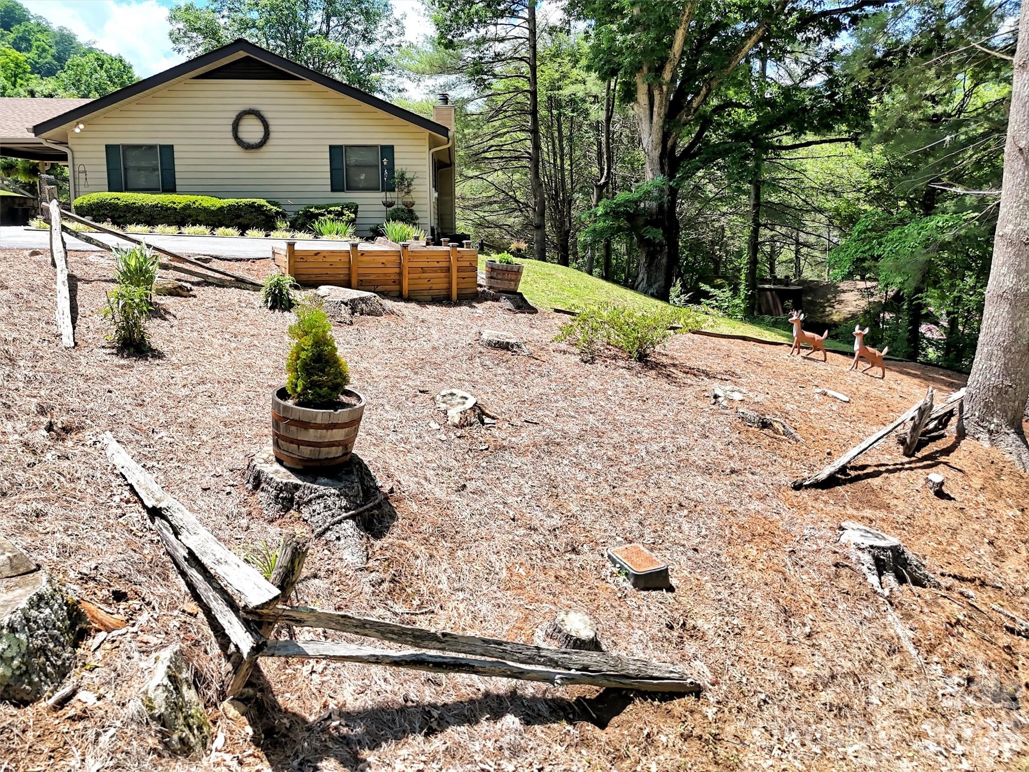 72 Sanctuary Road — Maggie Valley
