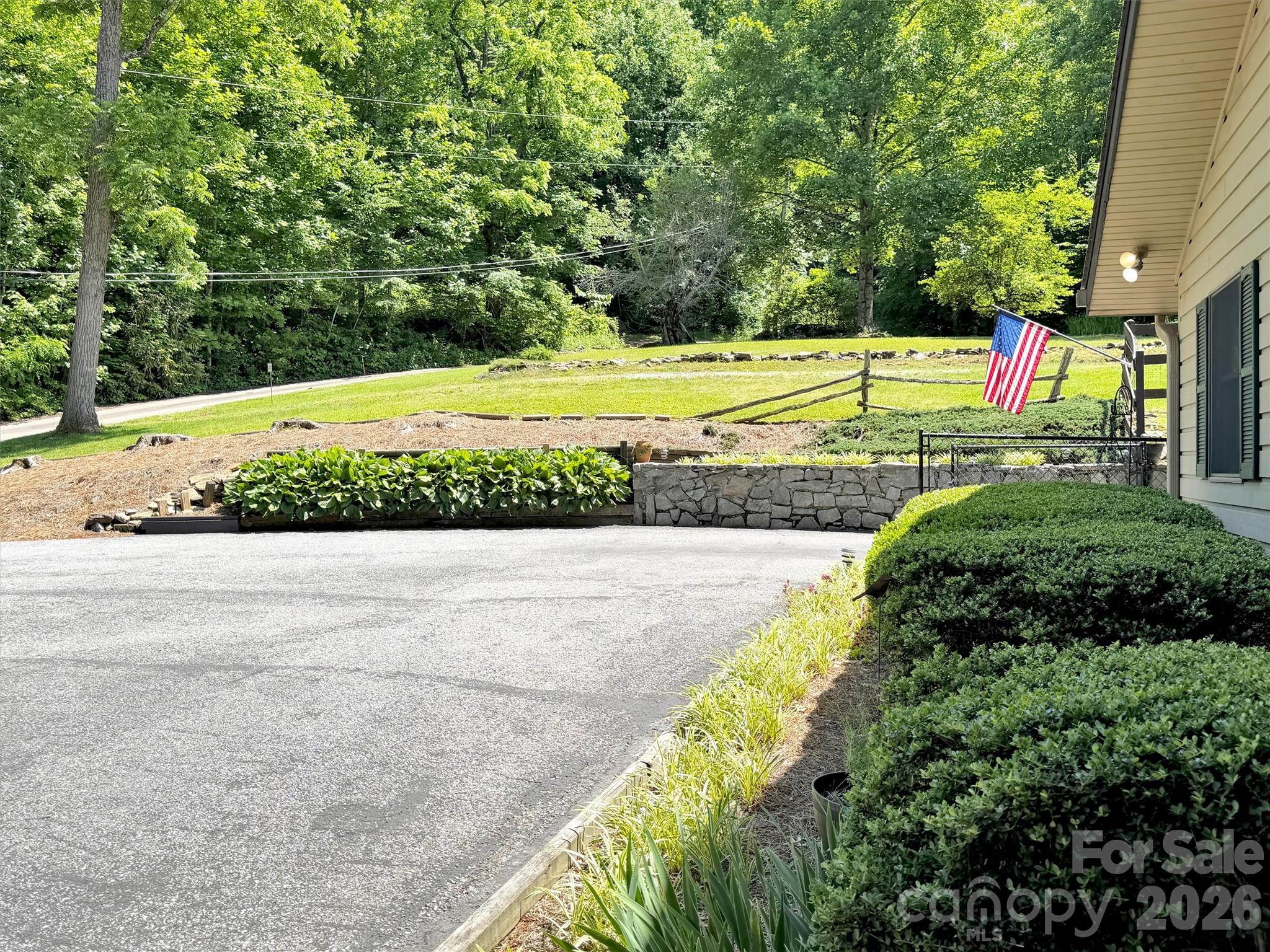 72 Sanctuary Road — Maggie Valley