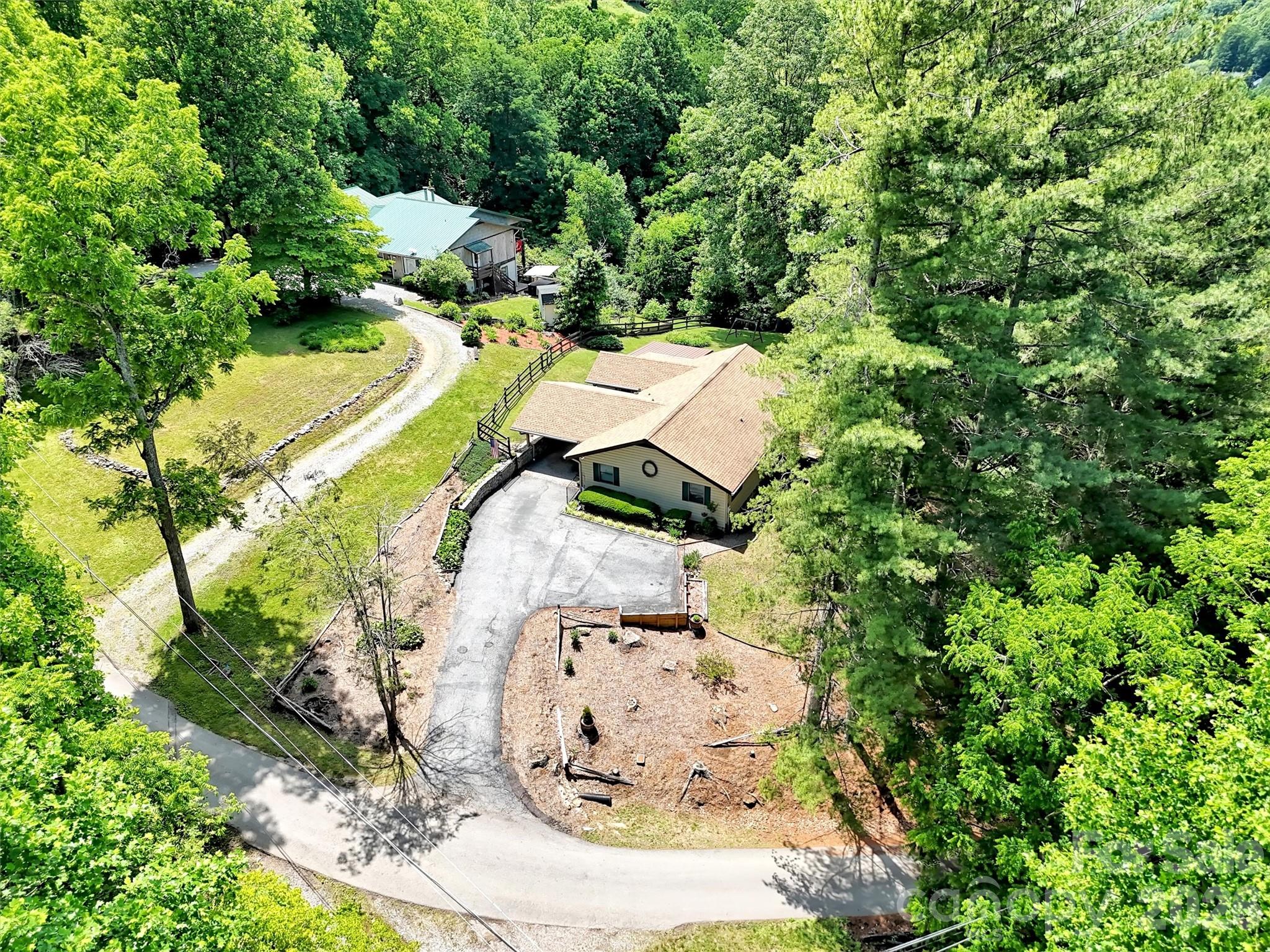 72 Sanctuary Road — Maggie Valley