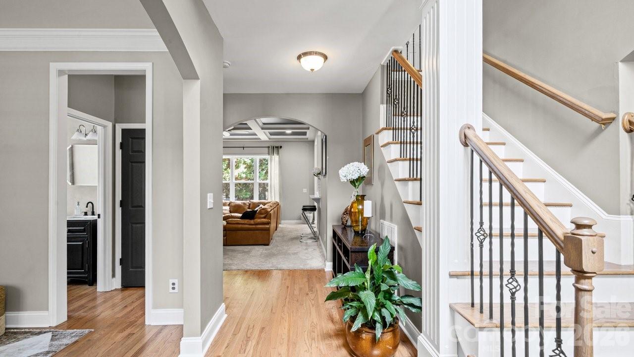 10209 Treetop Lane — Cornelius