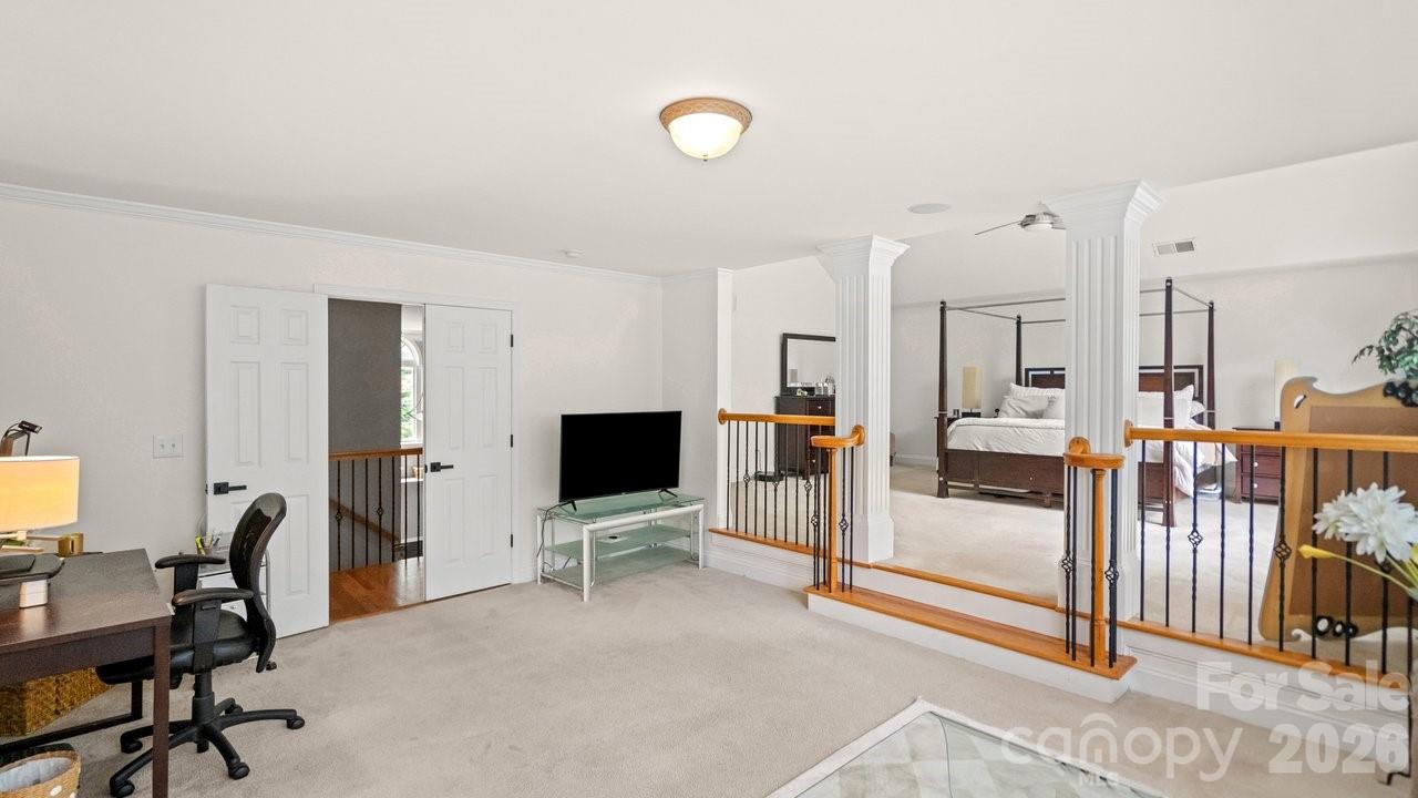 10209 Treetop Lane — Cornelius