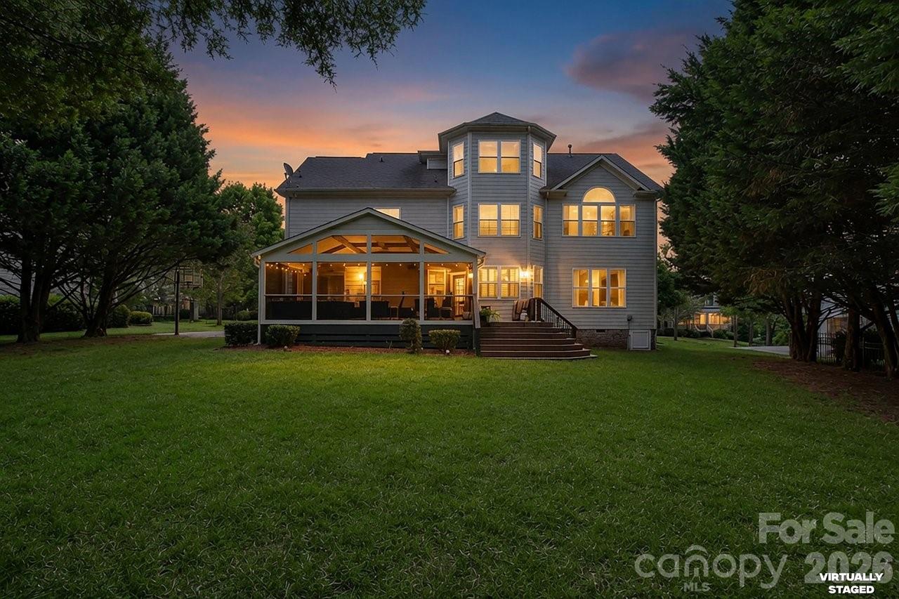 10209 Treetop Lane — Cornelius