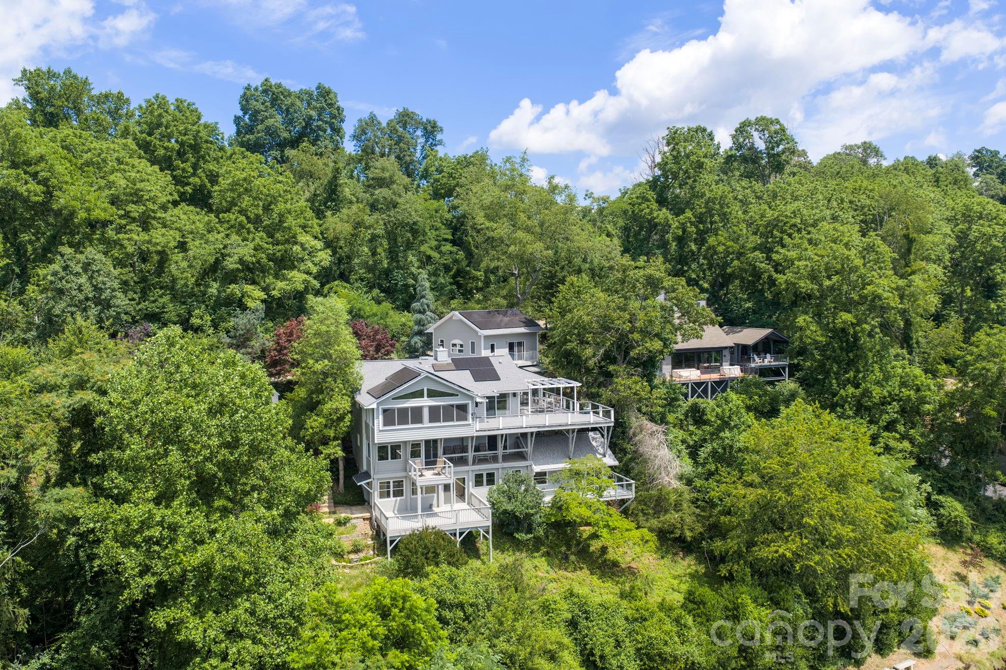 38 Lookout Road — Asheville