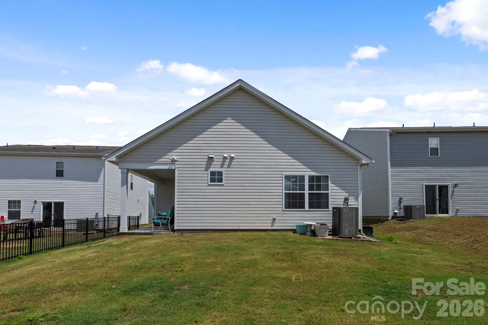 2368 Trollinger Drive — Catawba