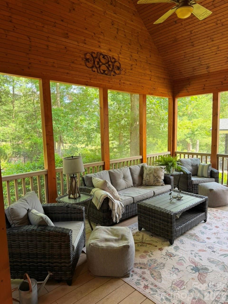 914 Players Ridge Road — Hickory
