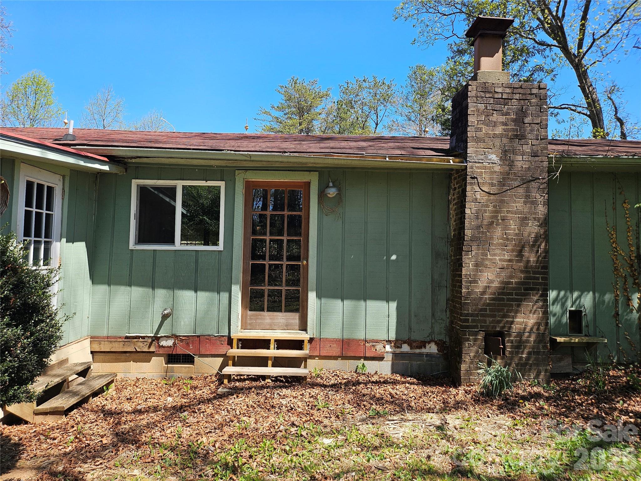 610 Emmas Grove Road — Fletcher