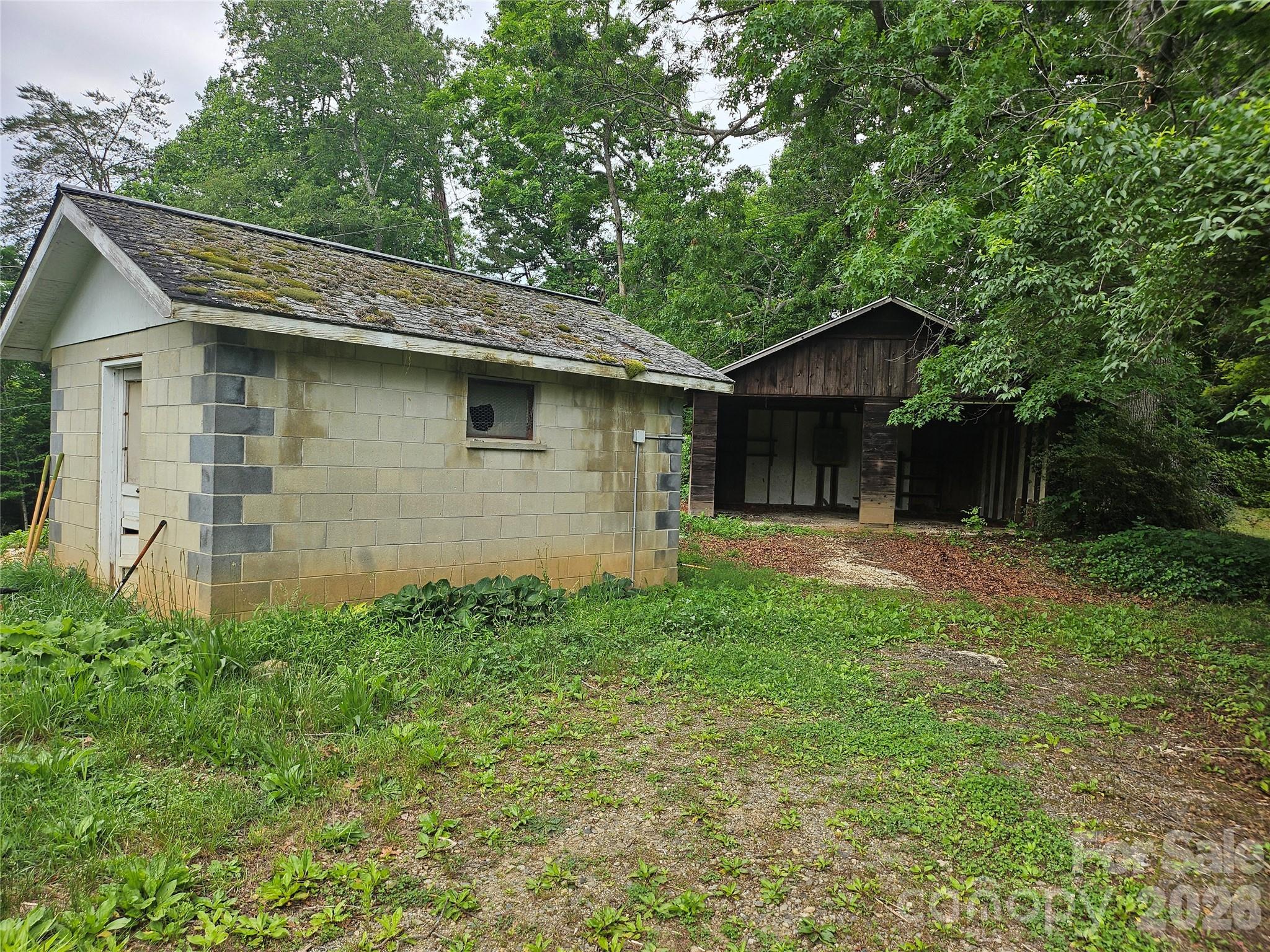610 Emmas Grove Road — Fletcher