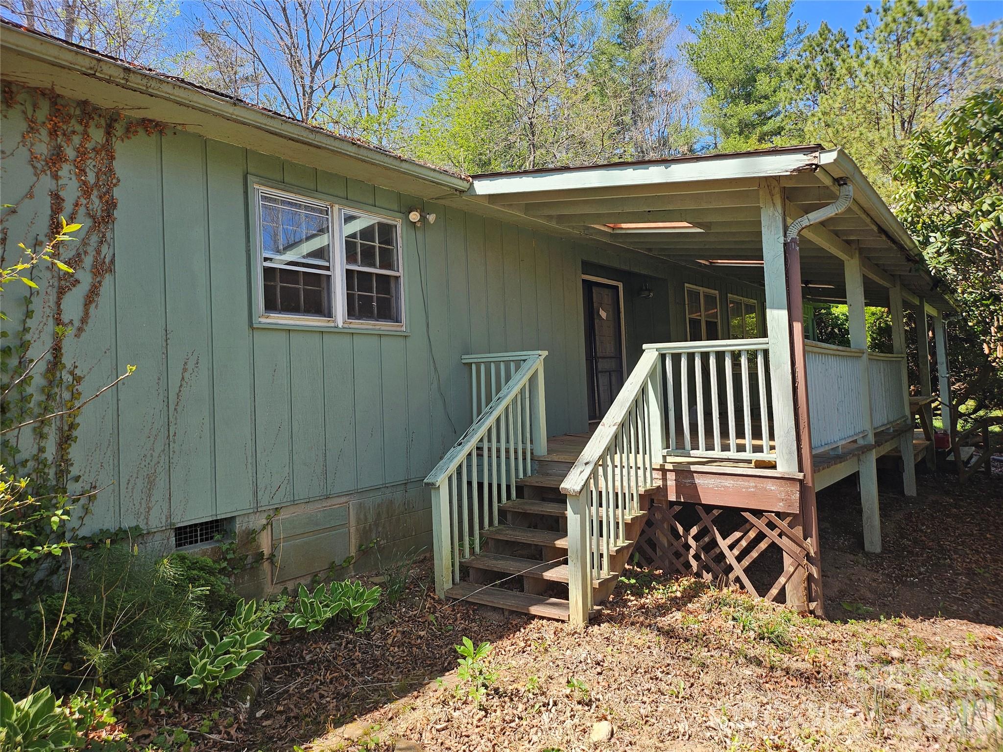 610 Emmas Grove Road — Fletcher