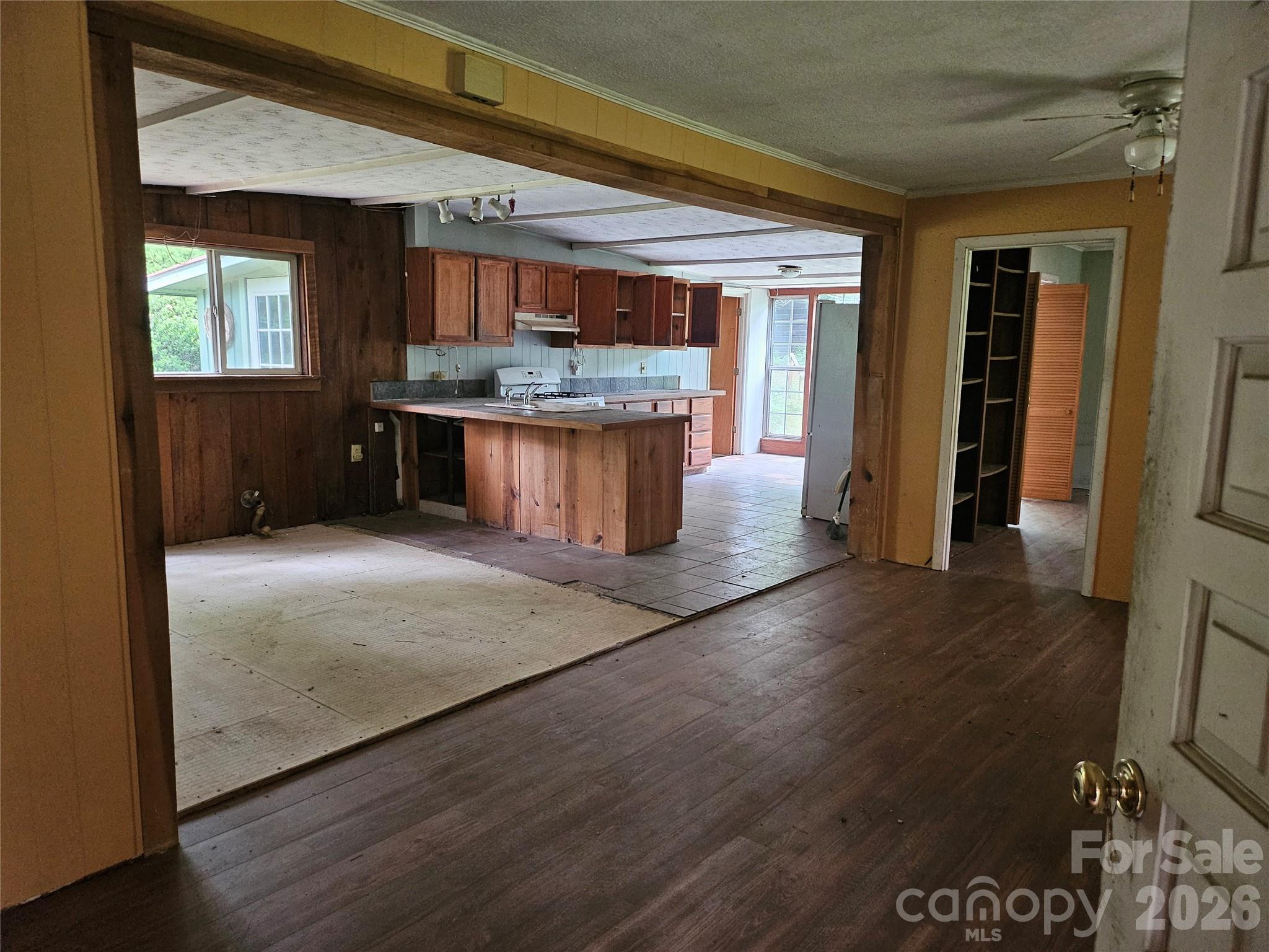 610 Emmas Grove Road — Fletcher