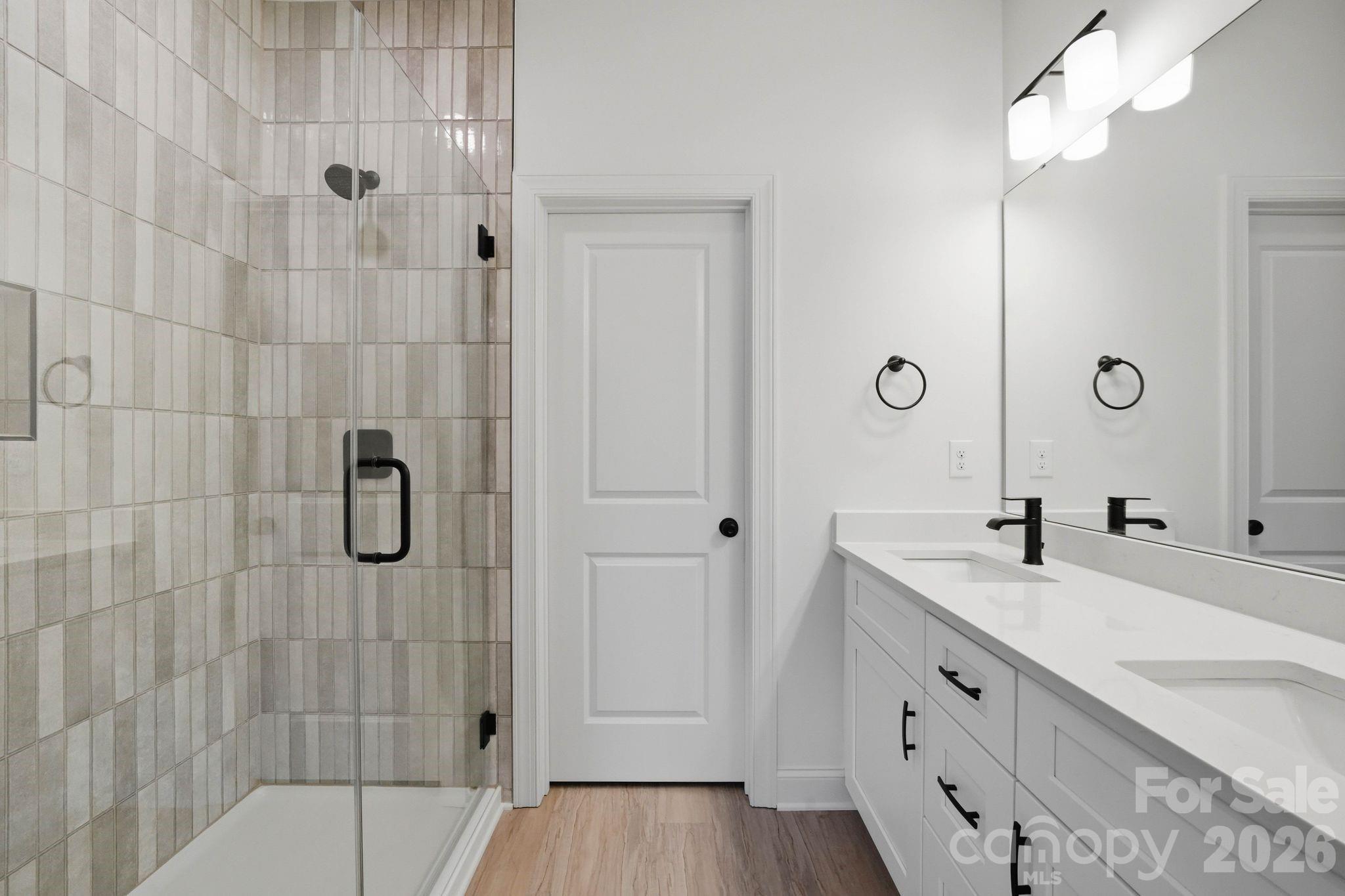 2829 Overlook Trail — Charlotte