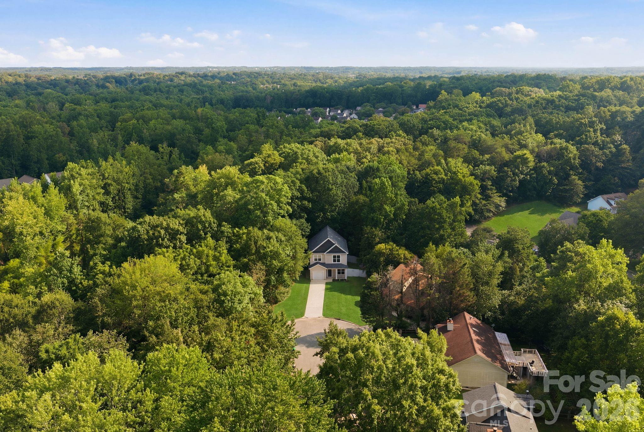 2829 Overlook Trail — Charlotte