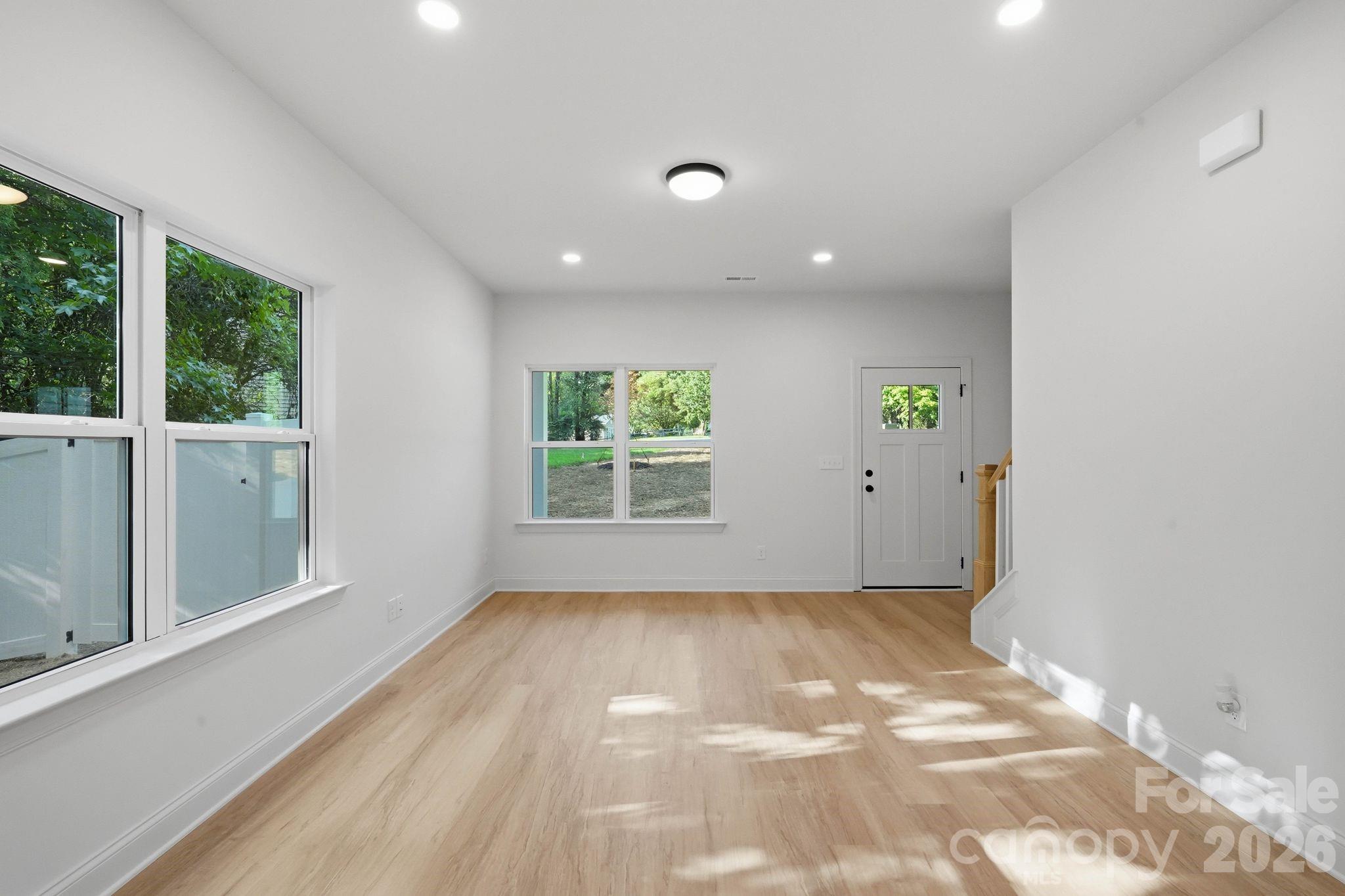 2829 Overlook Trail — Charlotte