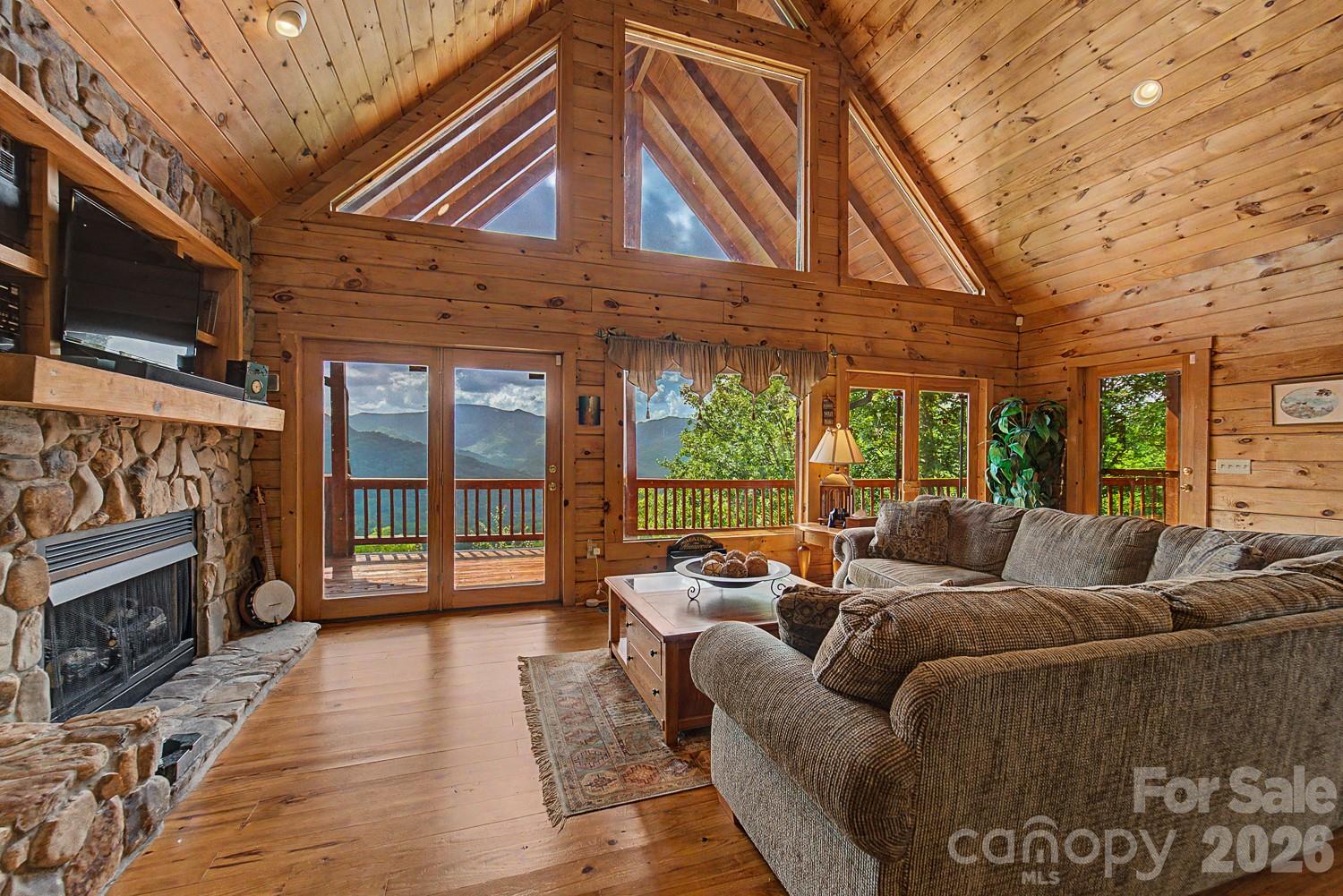 22 Kako Ridge — Sylva