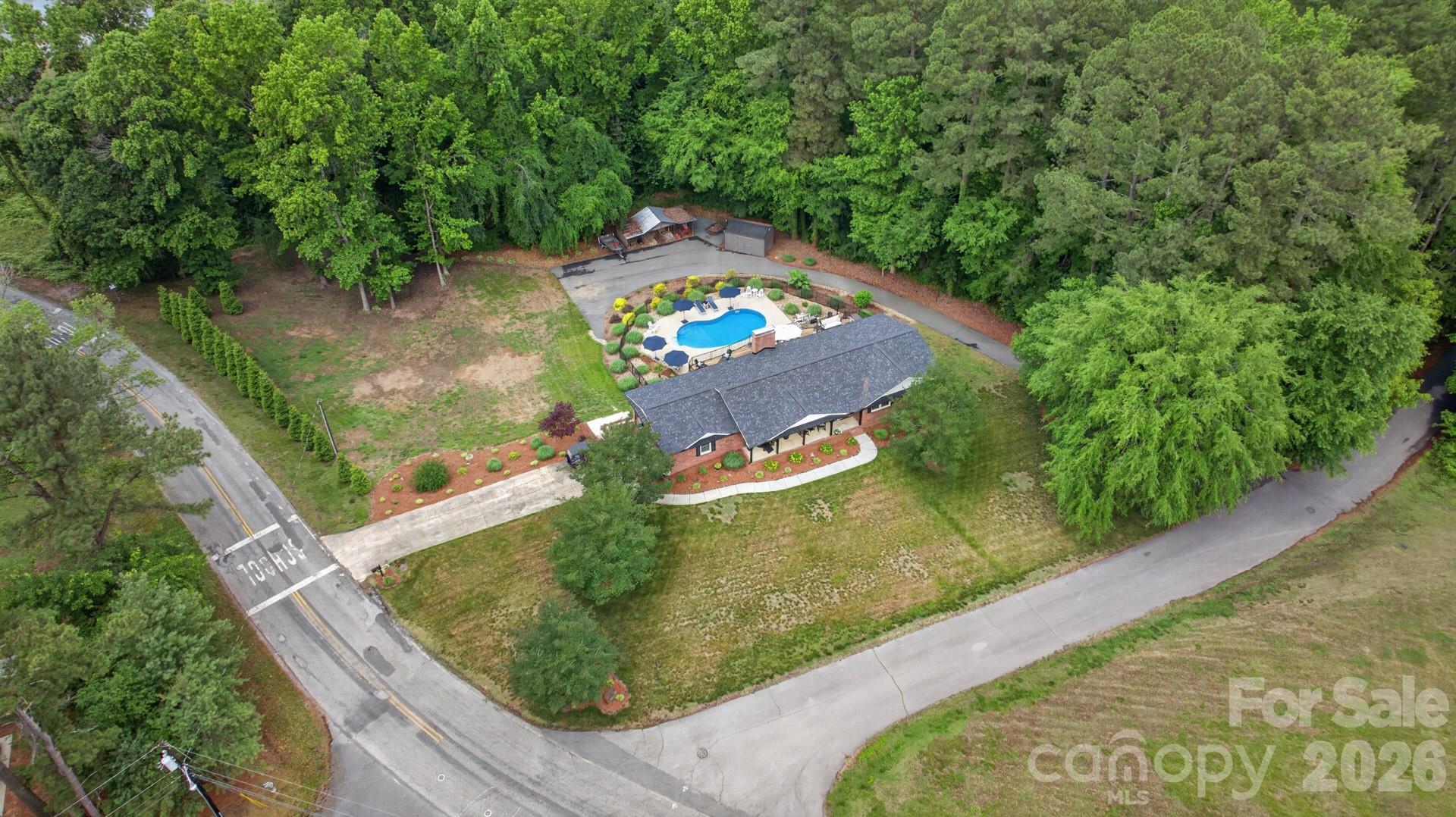 301 Pinecroft Lane — Spencer