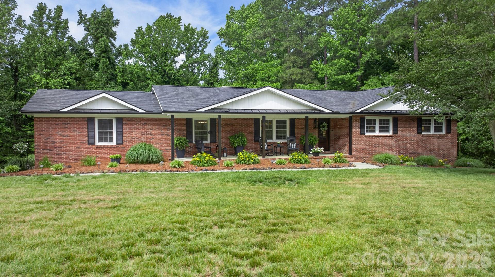 301 Pinecroft Lane — Spencer