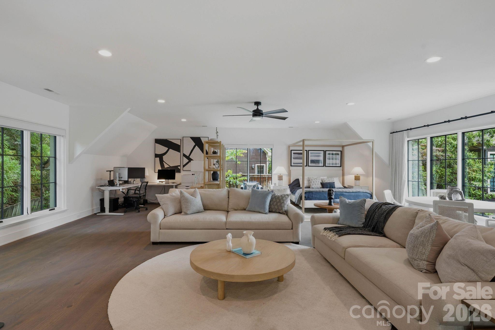 1919 Shoreham Drive — Charlotte