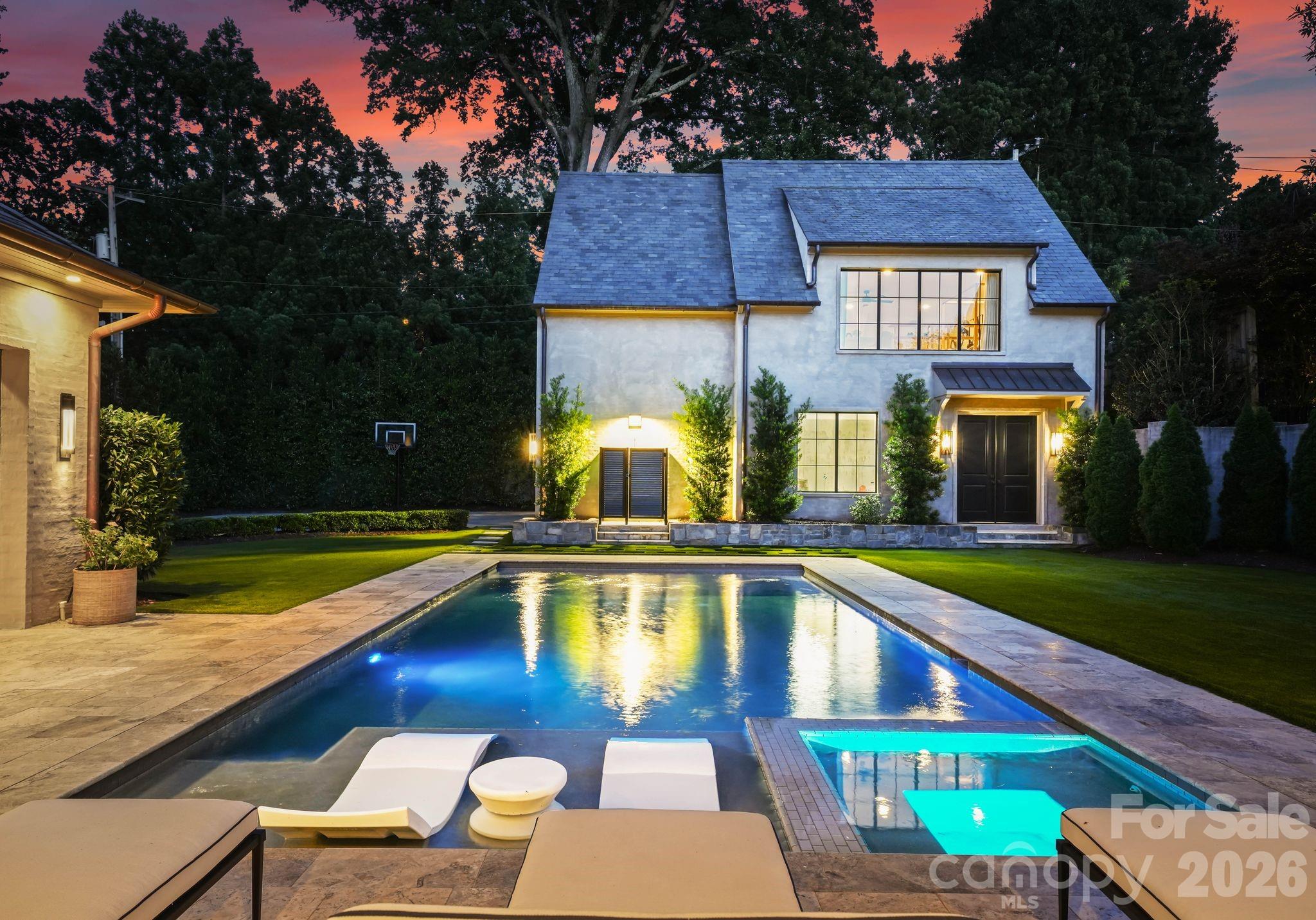 1919 Shoreham Drive — Charlotte