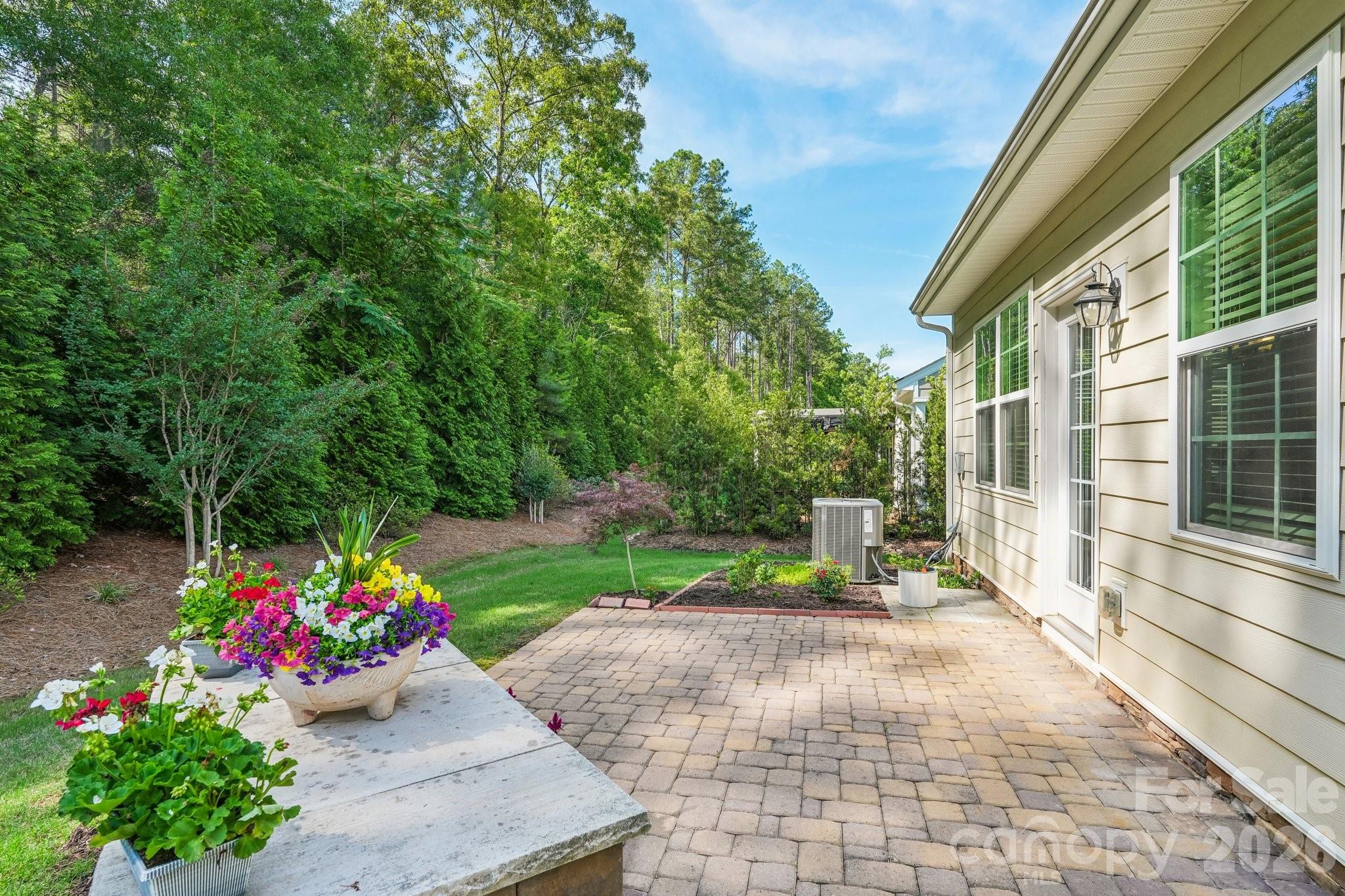 128 Van Gogh Trail — Mount Holly
