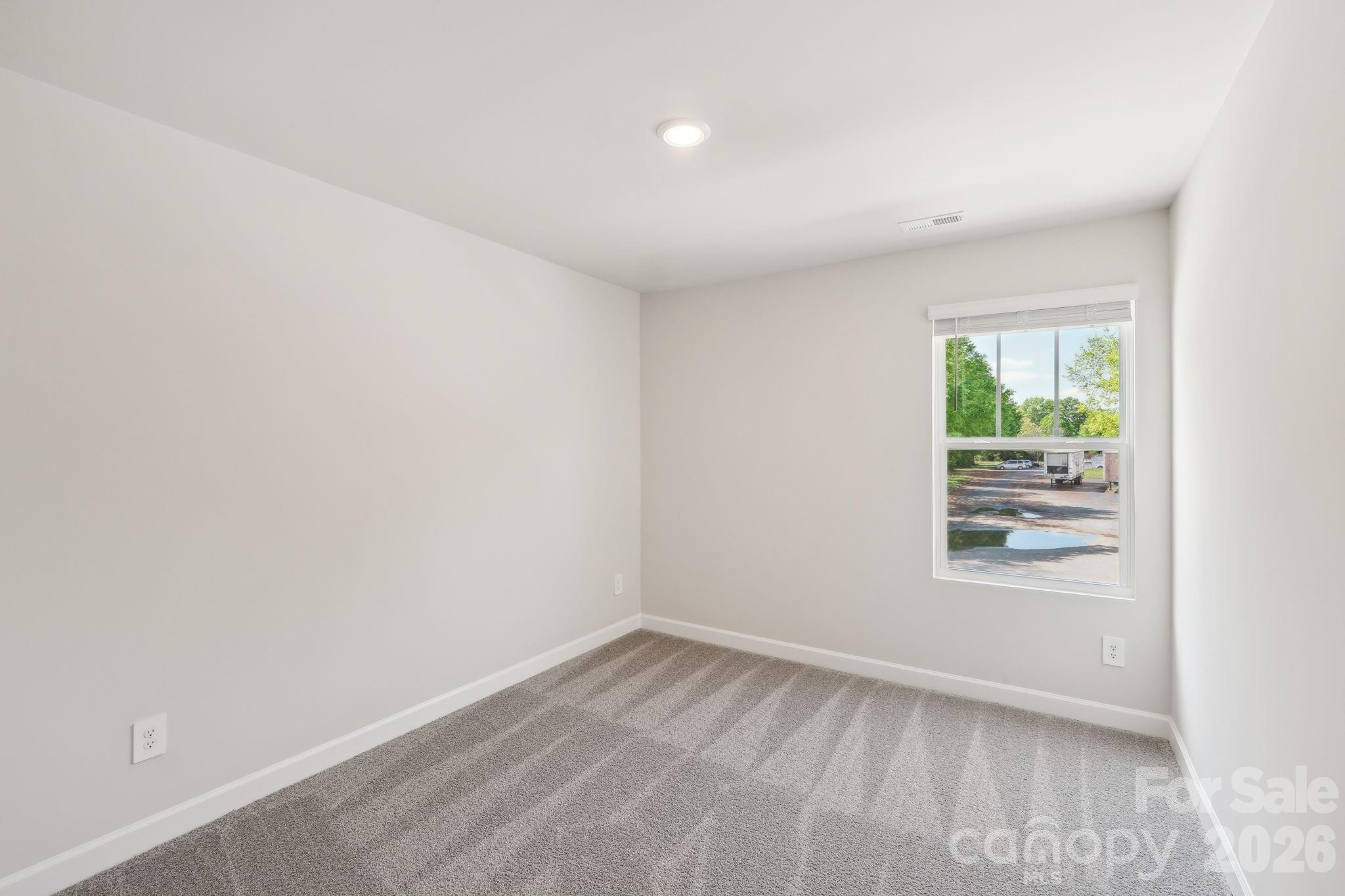 9009 Foggy Brook Loop — Charlotte