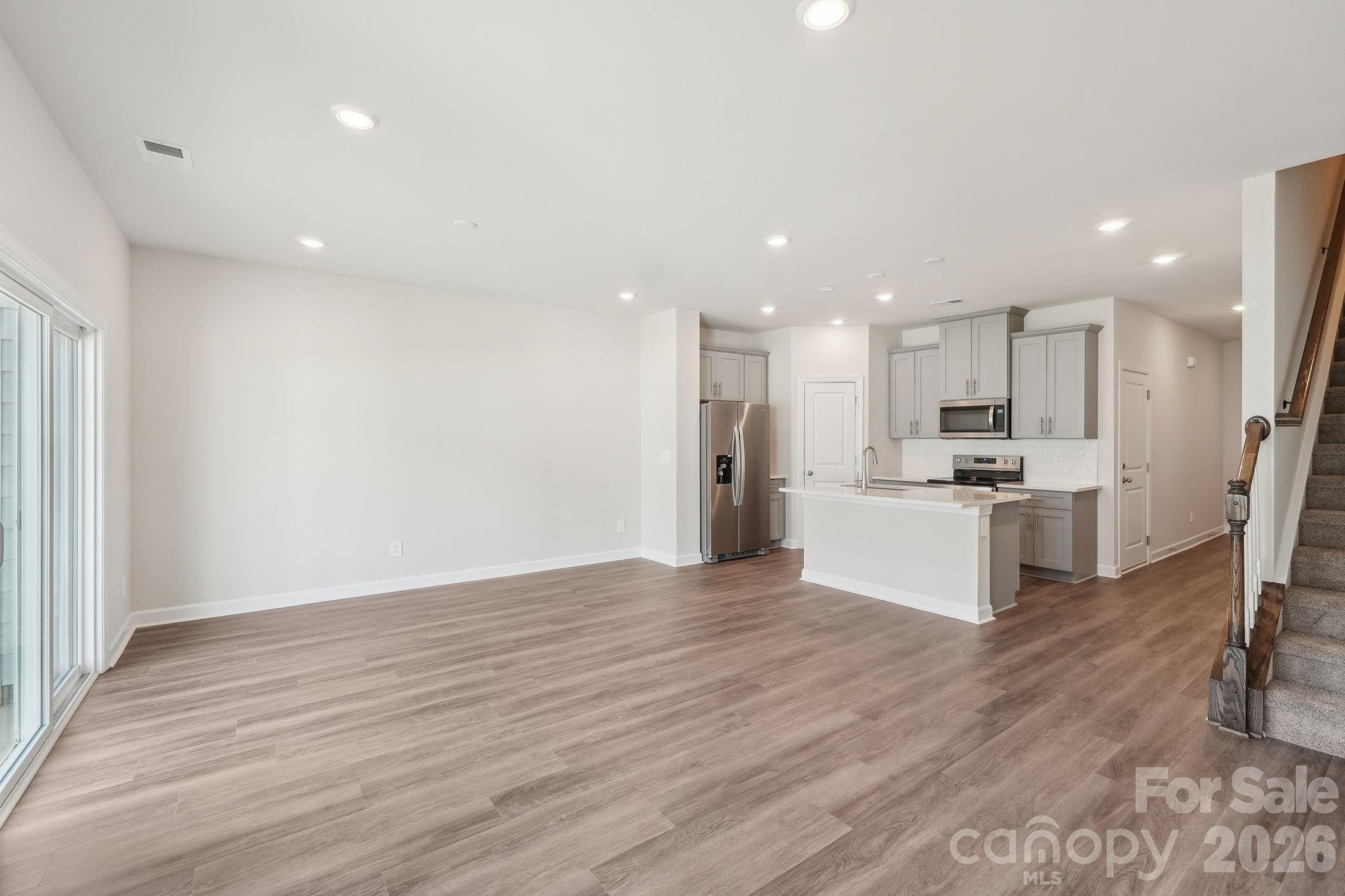 9009 Foggy Brook Loop — Charlotte