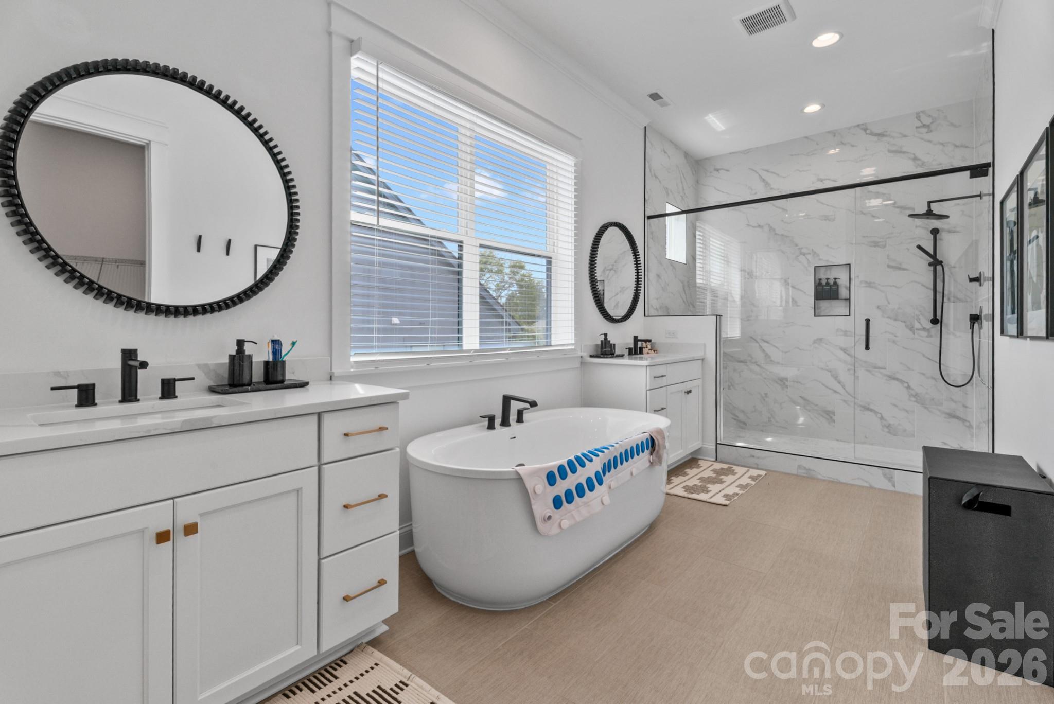 13944 Roosevelt Drive — Huntersville