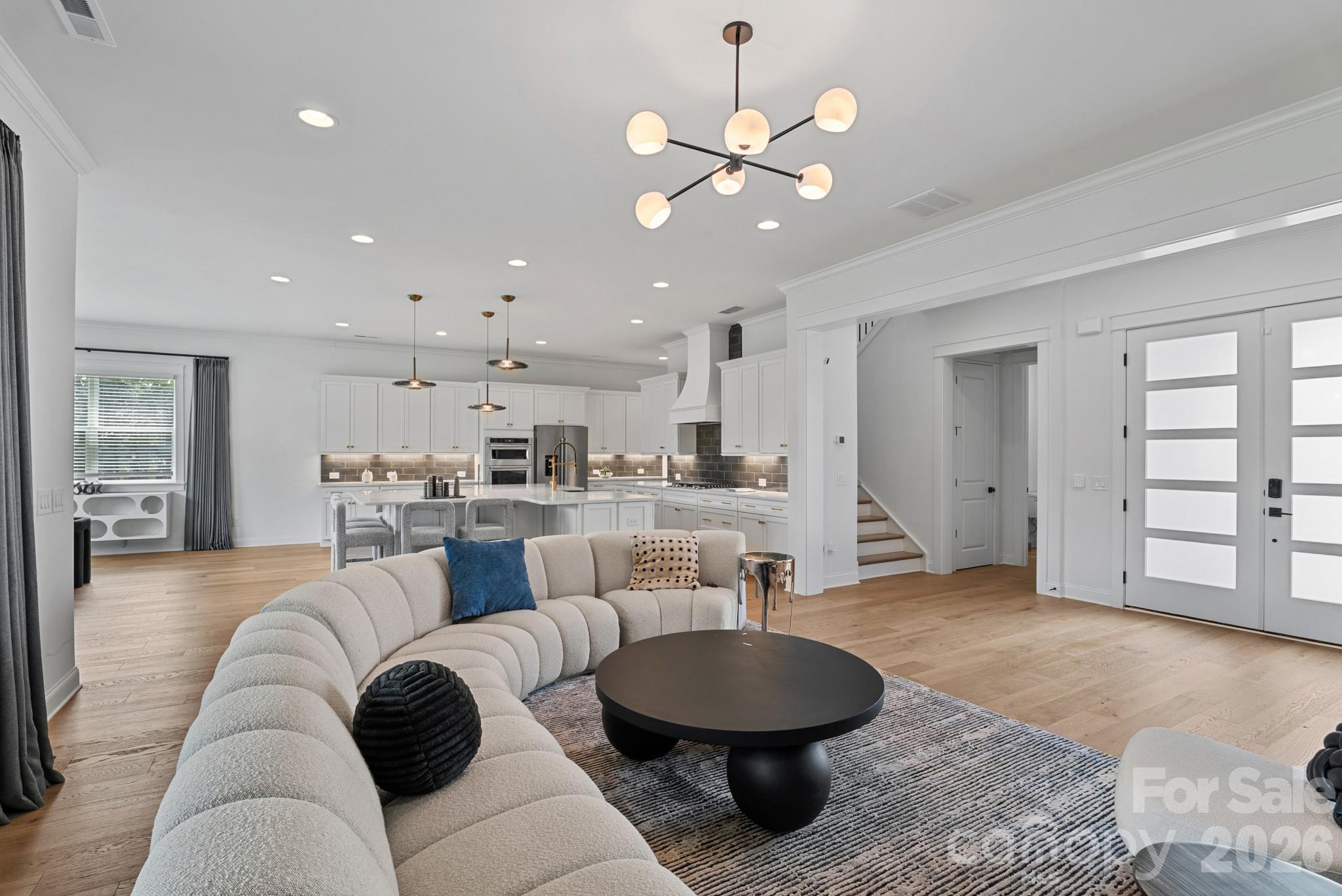 13944 Roosevelt Drive — Huntersville